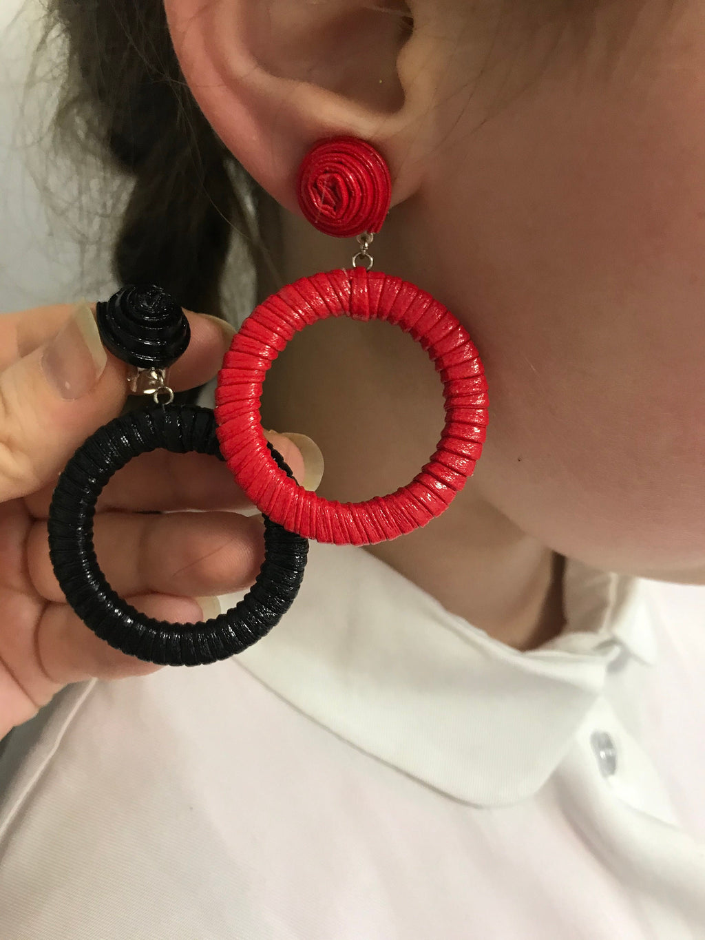 Black red faux leather bon bon earrings, layered leather earrings for women, long beaded earrings clips, three Ball Rebecca earrings dangle