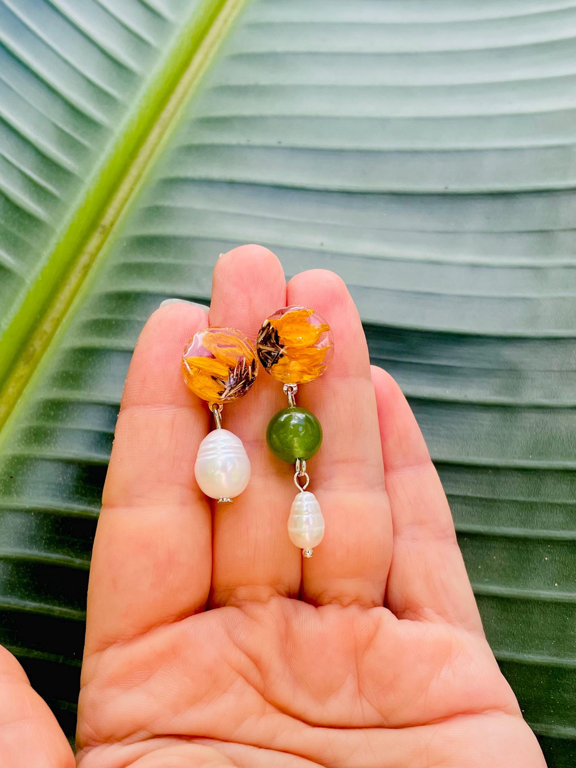 Baroque Pearl Sunflower Earrings Stud: August and July Birth Flower Jewelry