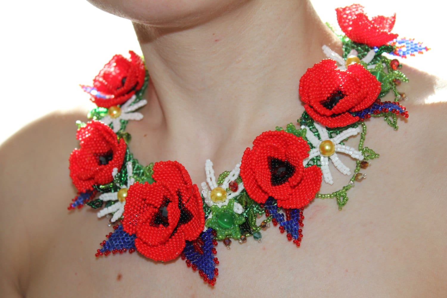 Red poppy and daisy necklace~floral choker collar~unique gifts for women~seed bead statement jewelry~bride floral headpiece~anniversary gift