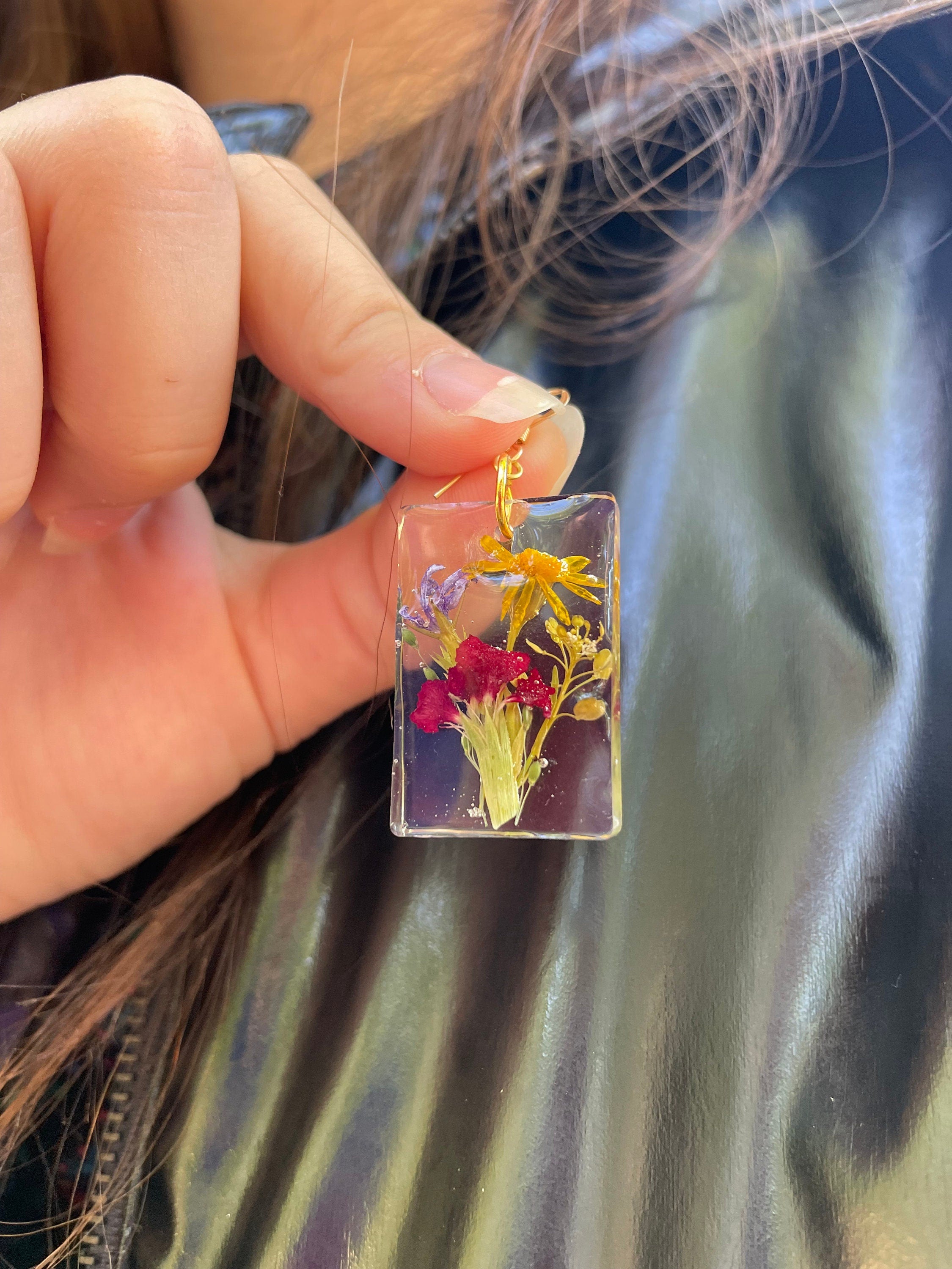 Birth Month Flower Earrings: Personalized Family Bouquet Resin Jewelry