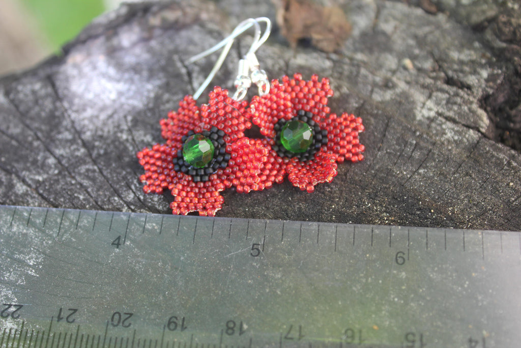 Red poppy earrings, Red Flower Earrings, Red Dangling Earrings, Beaded Flower Earrings, handmade Drop Earrings, modern beadwork jewelry mom