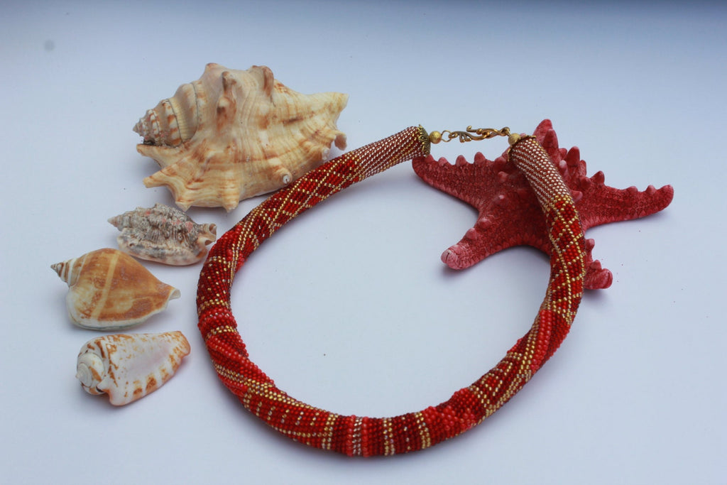 Birthday gift for her, red necklace, beaded choker, patchwork necklace, girlfriend birthday present, bridesmaid necklace, handmade jewelry