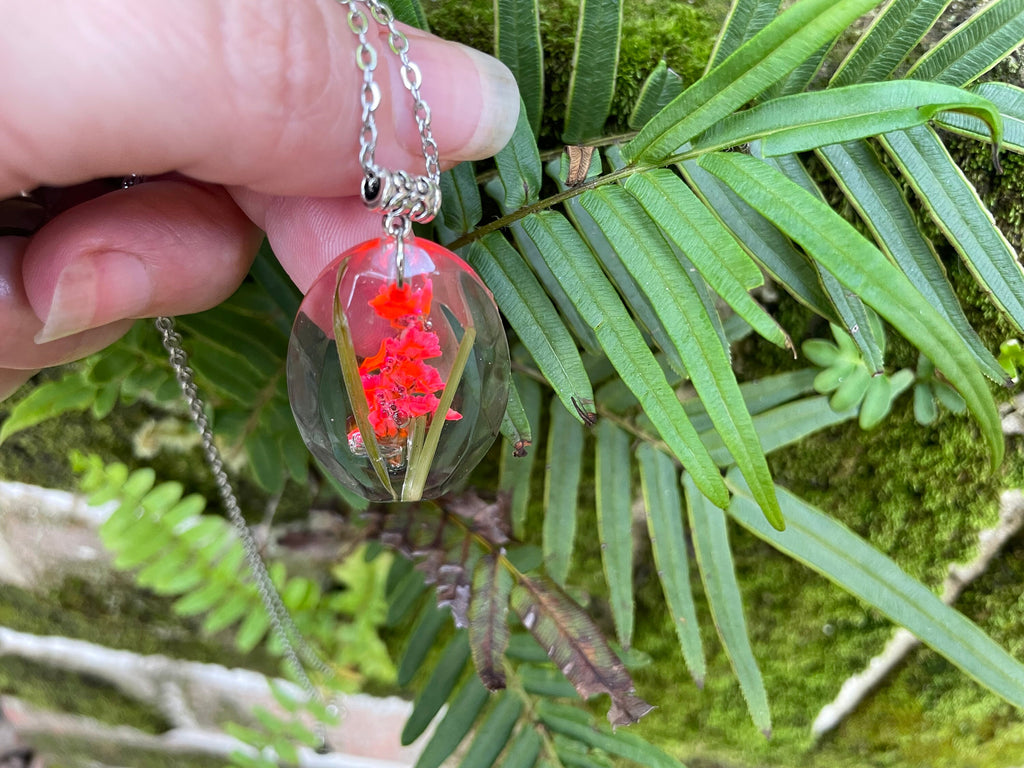 Gladiolus Birth Flower Necklace: Pressed Flower Resin Pendant, August Birthday