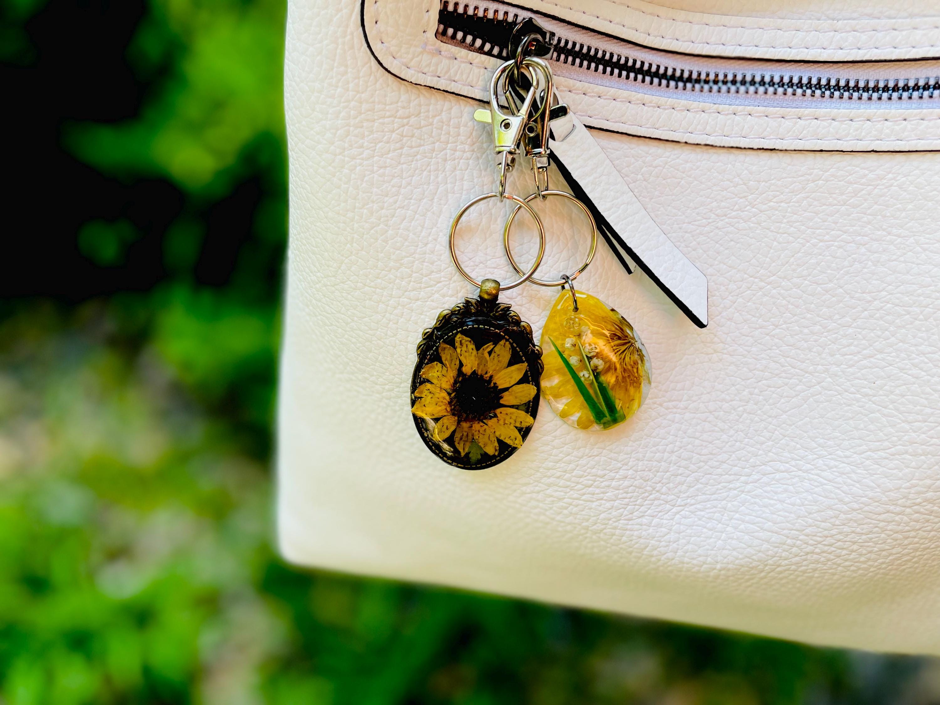 Real Sunflower Purse Charm Resin: Rustic Yellow Floral Keychain | Nature Lover Gift