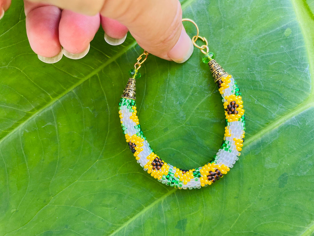 Sunflower bracelet, Seed bead bracelet bridal, flower bracelets for women, Ukraine sunflower, floral bracelet for girls, Ukrainian seller