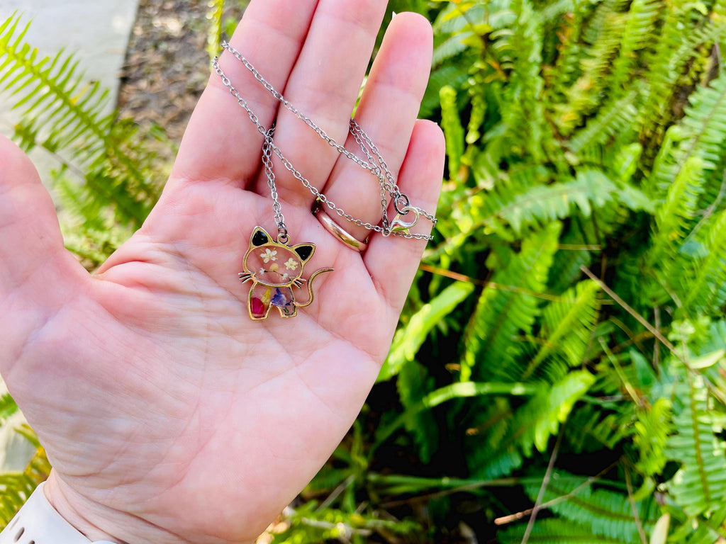 Pressed Flower Cat Necklace: Personalized Resin Birthstone Pendant, Cat Lover Gift