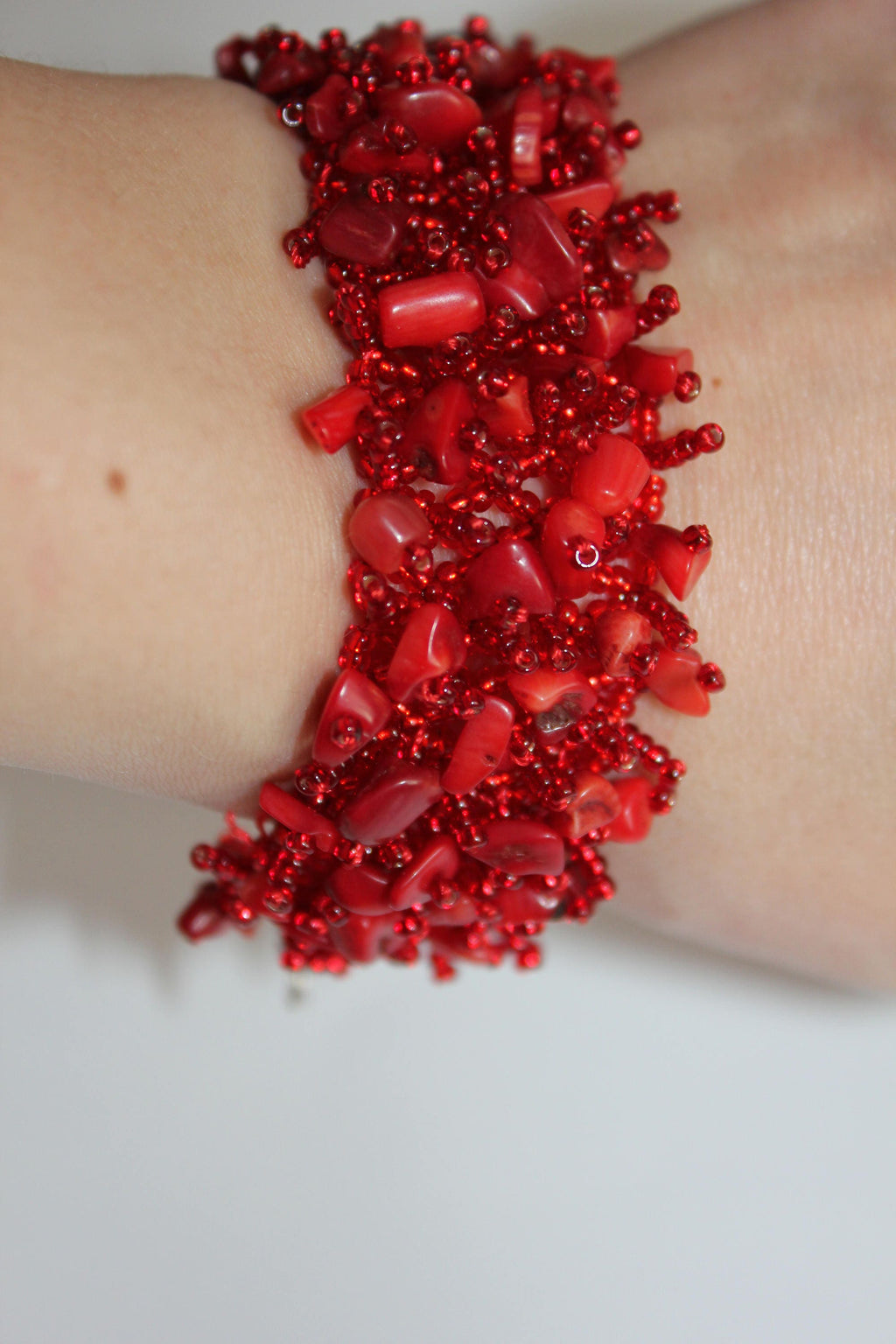 Red beaded necklace with Raw crystals  personalized birthday gifts for her, red coral beaded collar necklace, gift for mom