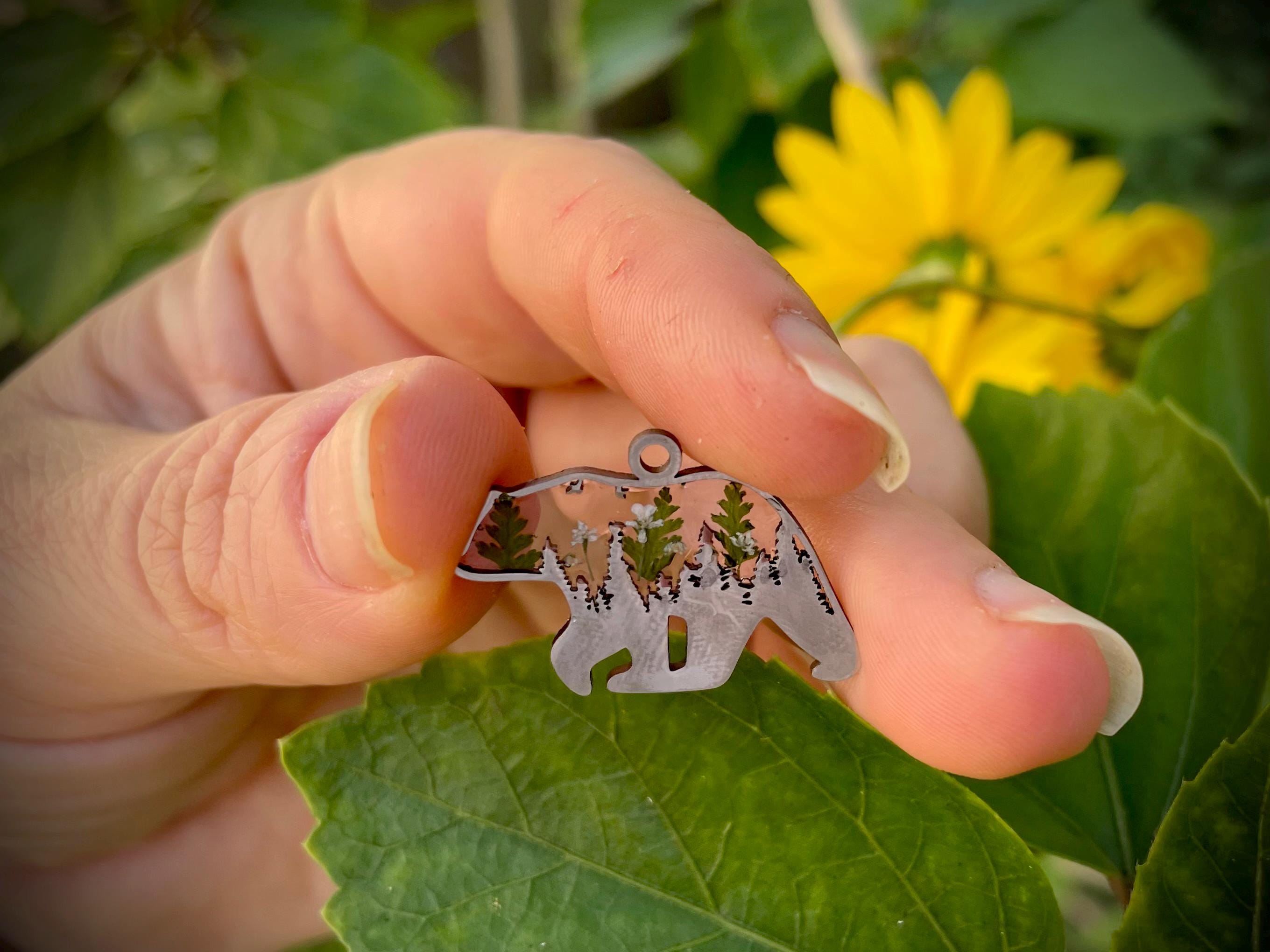Papa Bear Silver Chain Pendant Necklace for Men: Pressed Fern and Flower Mountain Jewelry, Birthstone Personalized