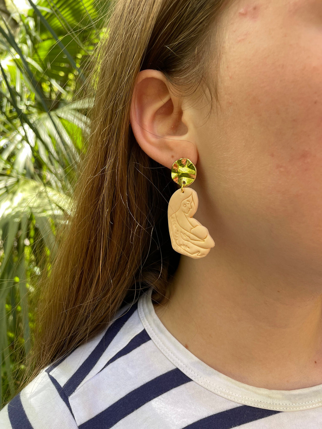 New mom earrings gift mother holding feeding baby beige and gold polymer clay earrings, baby shower gift idea for expecting mom