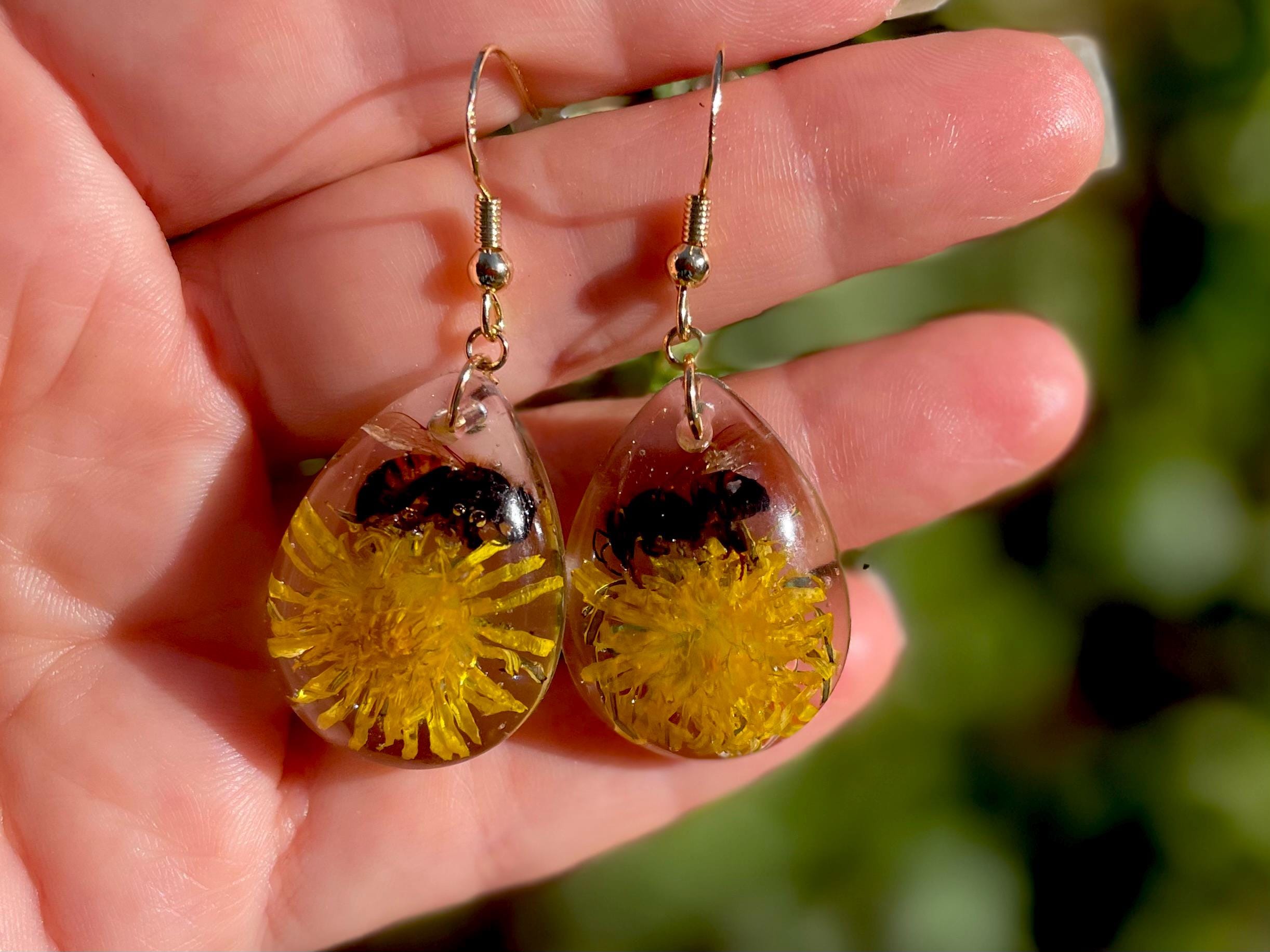 Real Bee Earrings Resin: Yellow Dandelion Flower and Insect Jewelry Gift for her Ethically Preserved