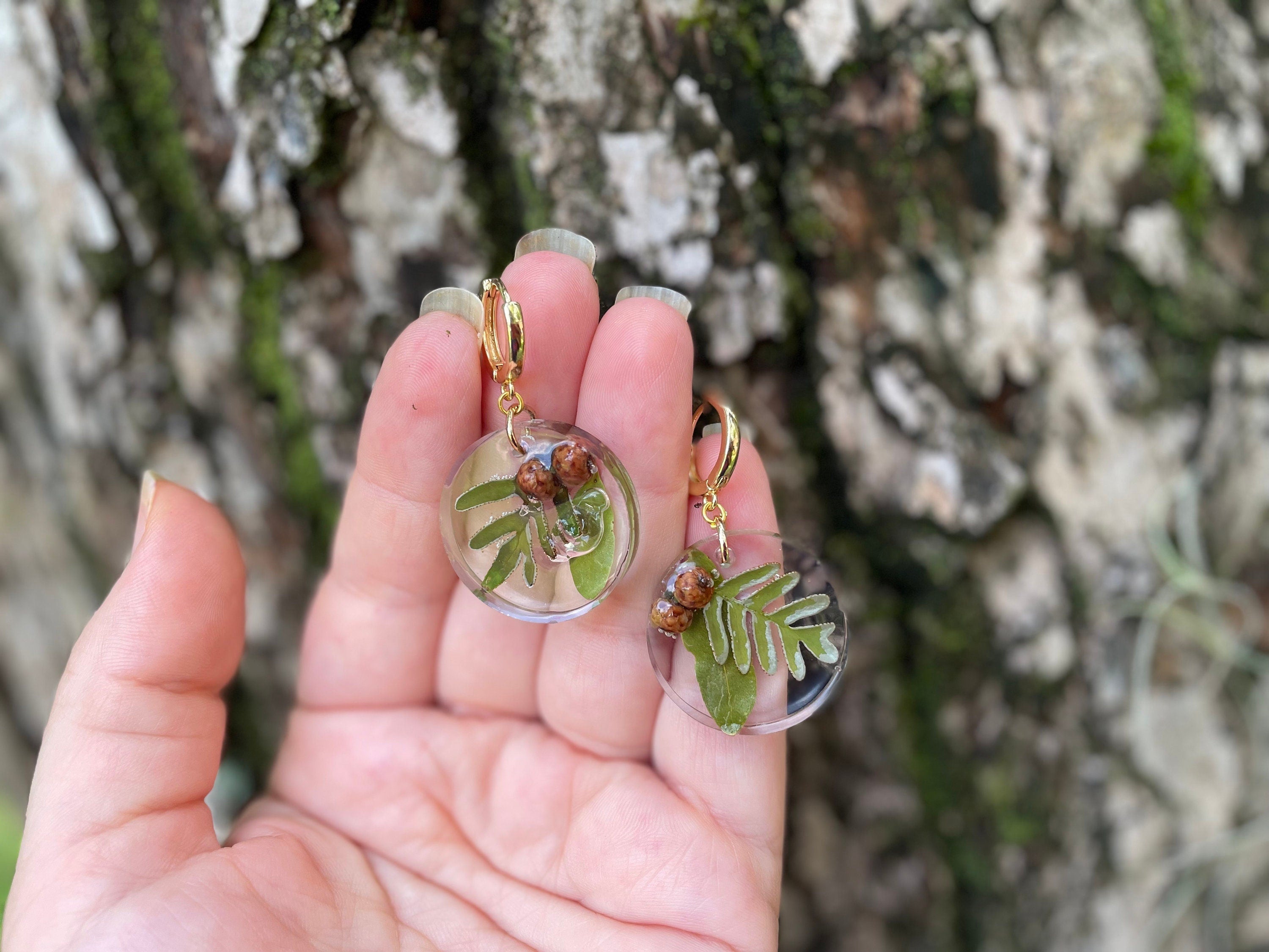 Teardrop Fern Resin Earrings: Nature Inspired Dangle Jewelry