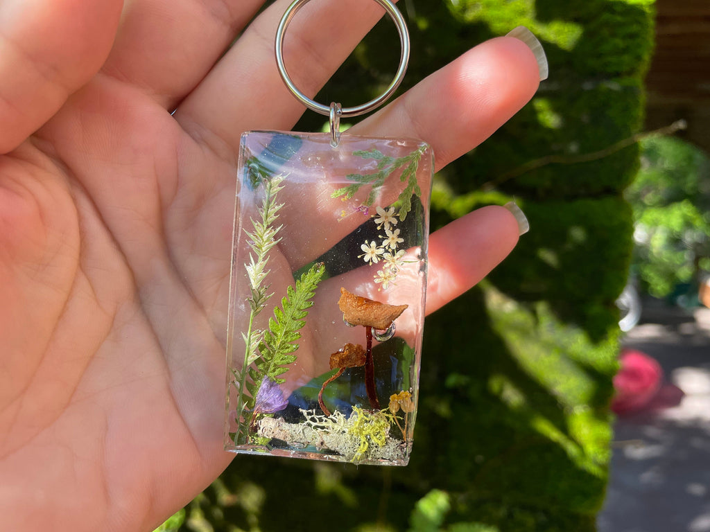 Handcrafted Resin Keychain: Real Mushrooms, Ferns, Flowers - Personalized Botanical Keyring