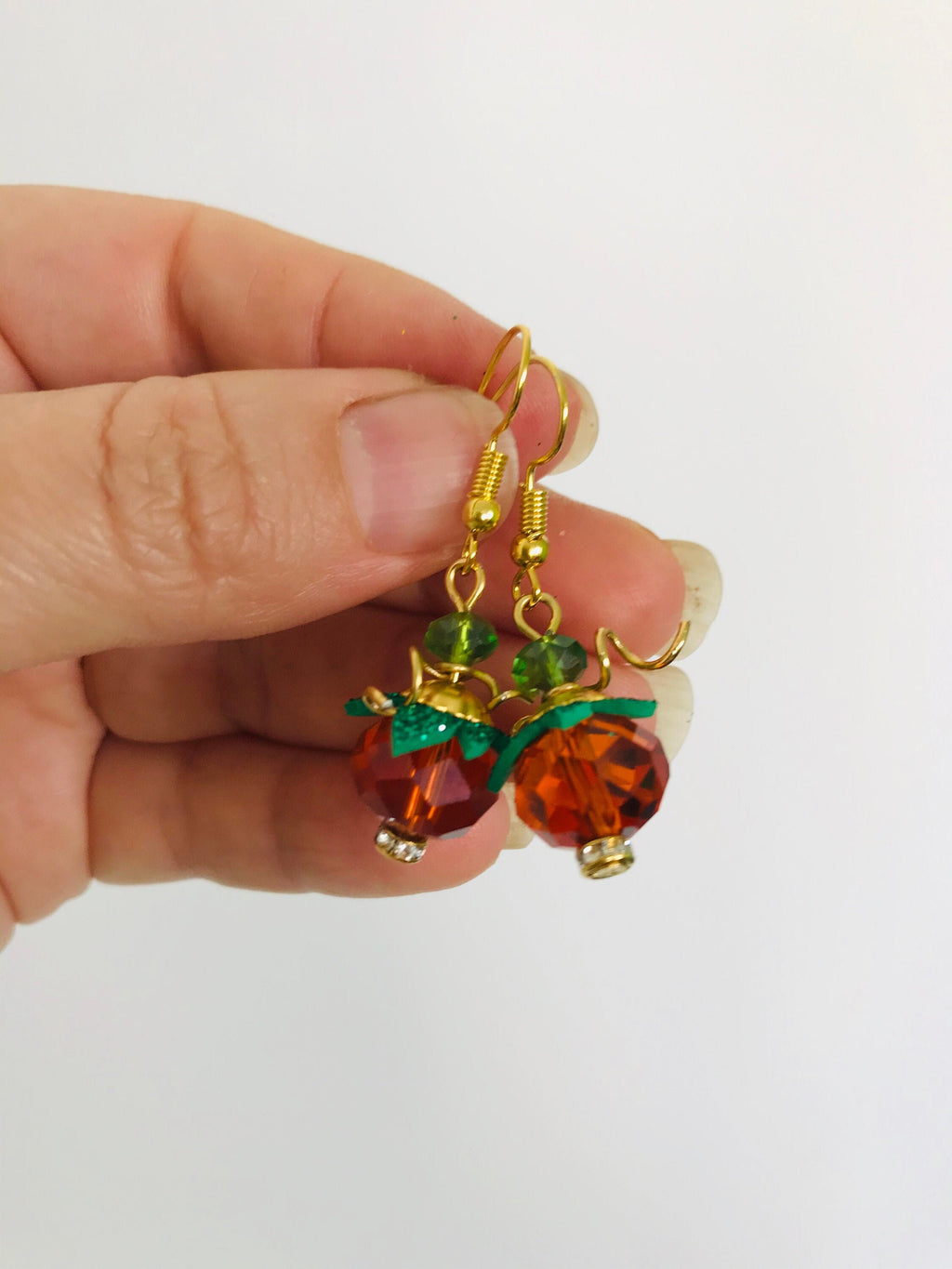 Halloween earrings, cute fall jewellery, pumpkin earrings dangle crystal, lightweight autumn earrings, Halloween party costume accessory