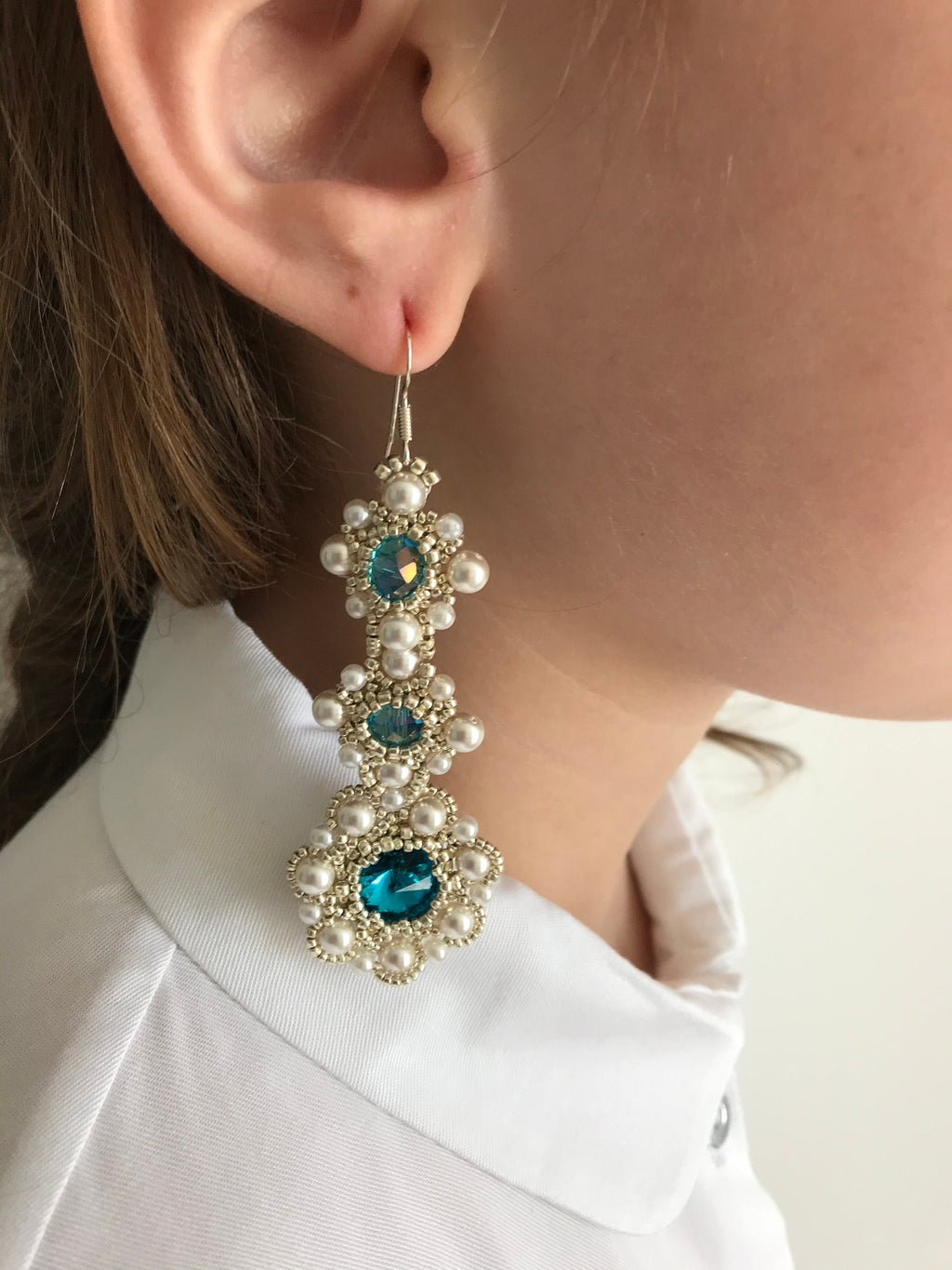 Wedding earrings for brides~Bridal dangle earrings~Swarovski pearl bridal earrings~Beaded earrings for wedding turquoise chandelier earrings