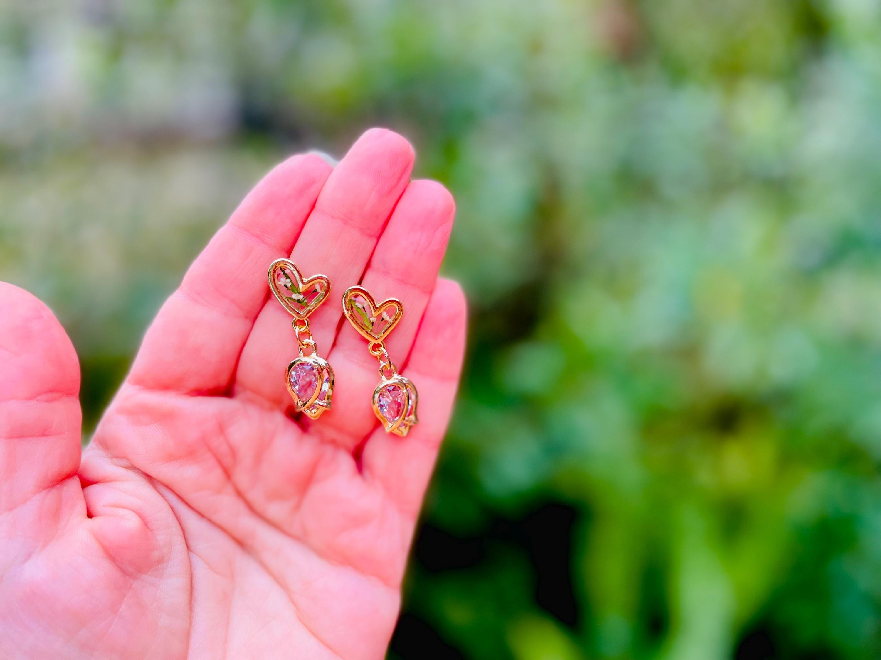 Gold Tulip Heart Earrings: Moissanite-like Crystal Flower Jewelry Galentine Day