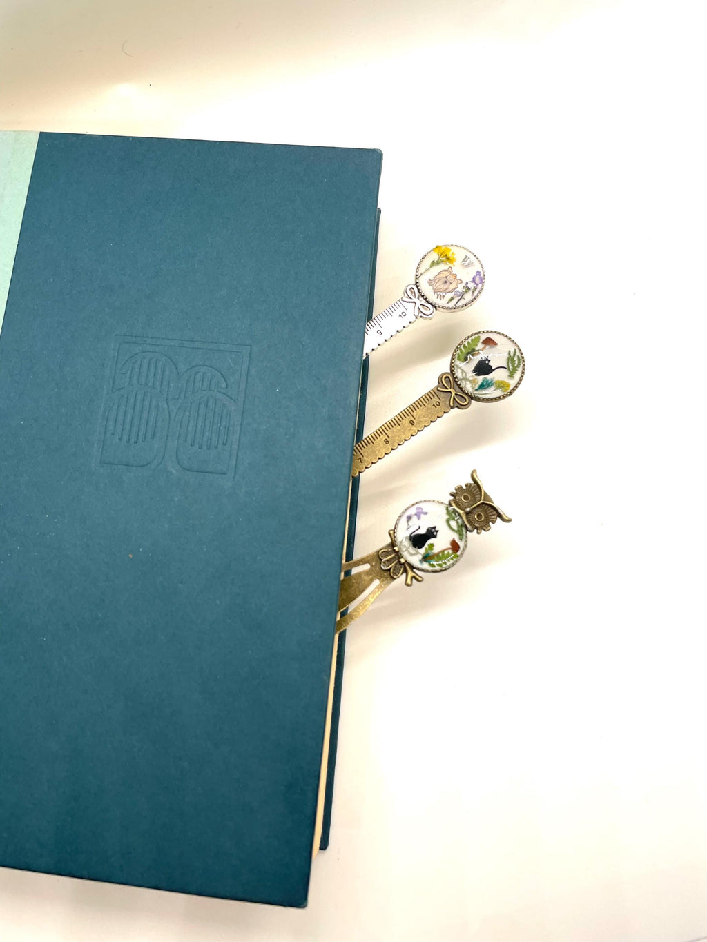 Personalized Cat Dog Bookmark with Real Mushrooms & Flowers | Custom Metal Initial Book Lover Gift