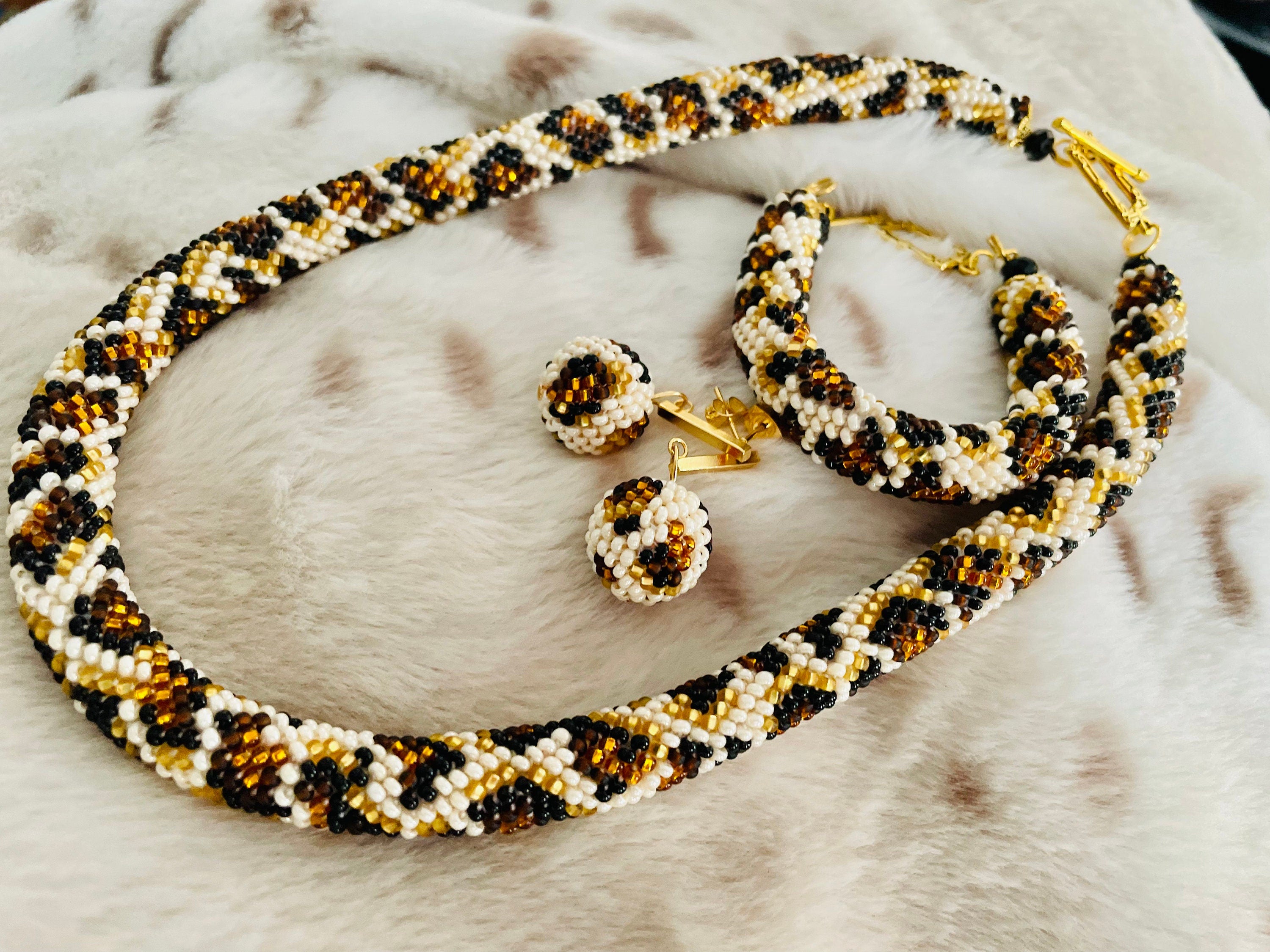 Leopard Necklace, animals jewelry, Bead crochet Necklace, leopard jewelry set, ethnic necklace, women choker collar,  handmade gifts for mom