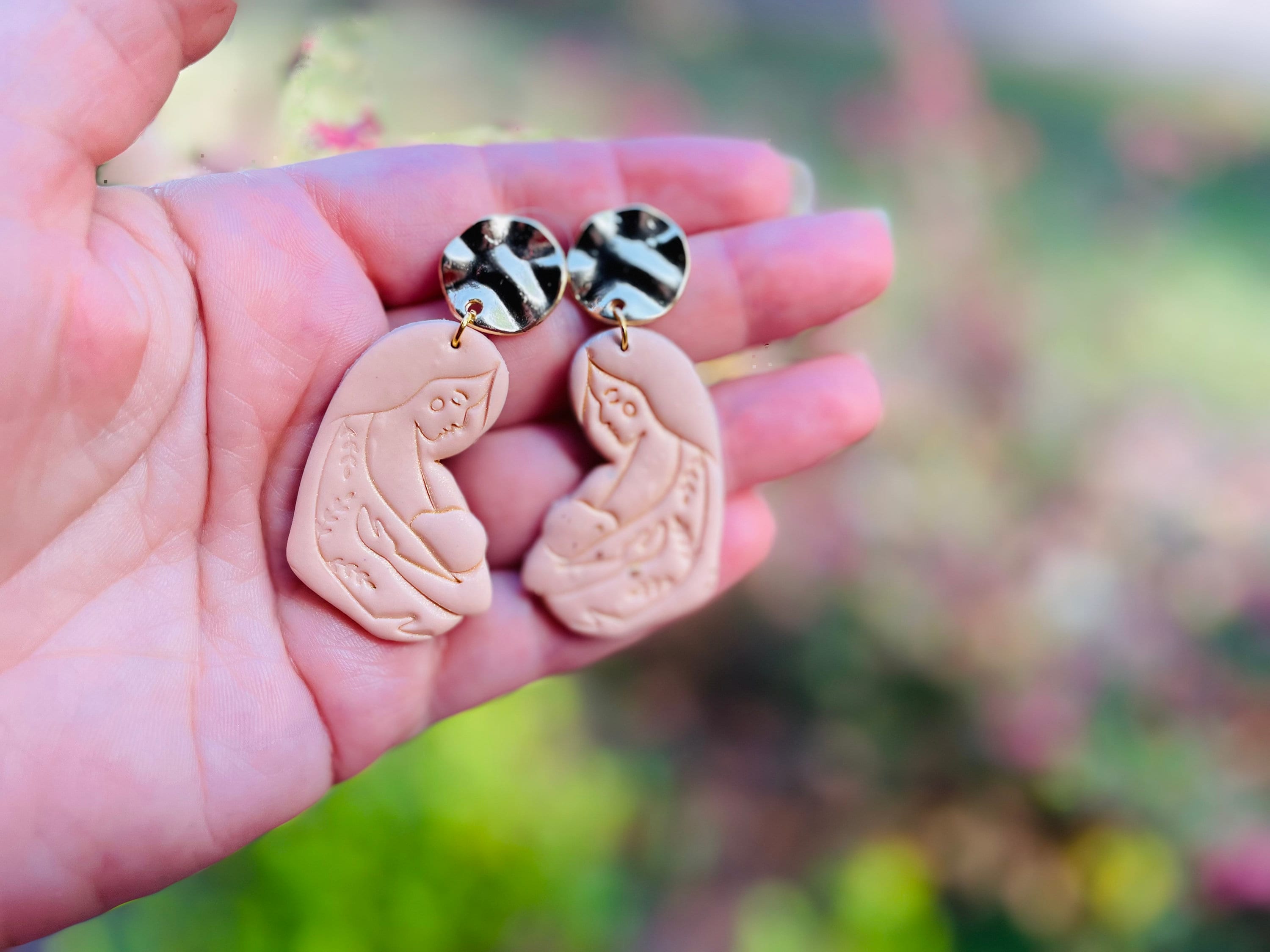 New mom earrings gift mother holding feeding baby beige and gold polymer clay earrings, baby shower gift idea for expecting mom