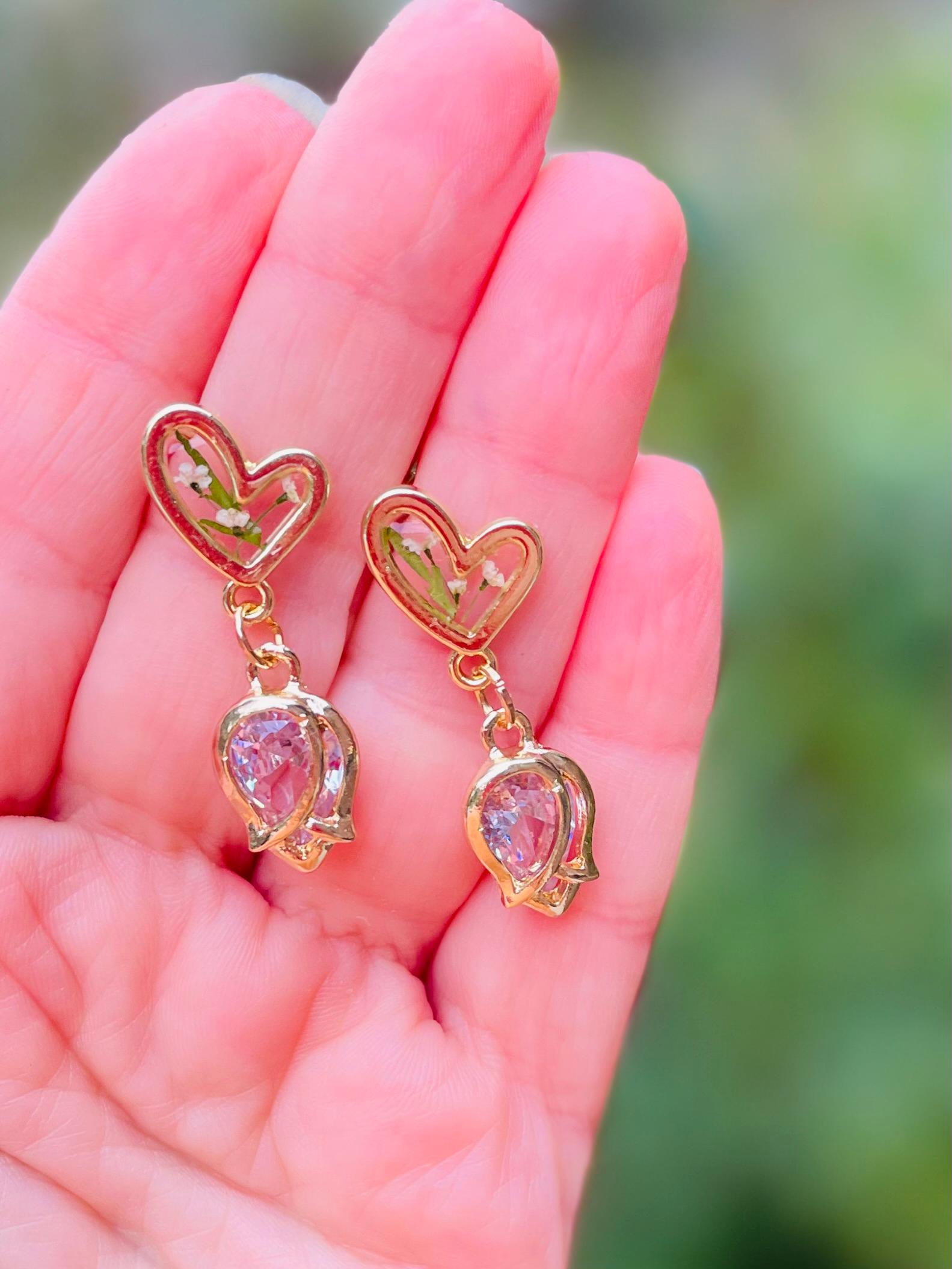Gold Tulip Heart Earrings: Moissanite-like Crystal Flower Jewelry Galentine Day