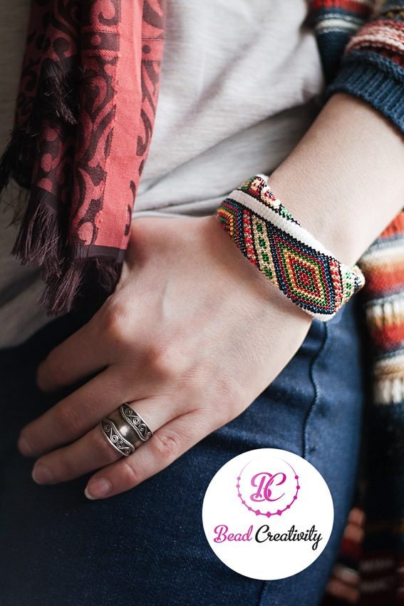 Ethnic Folk Ukrainian beaded bracelet, Slavic Babushka Ornament Modern Chic Boho bangle, Classic Timeless Geometric Design, Ukrainian seller