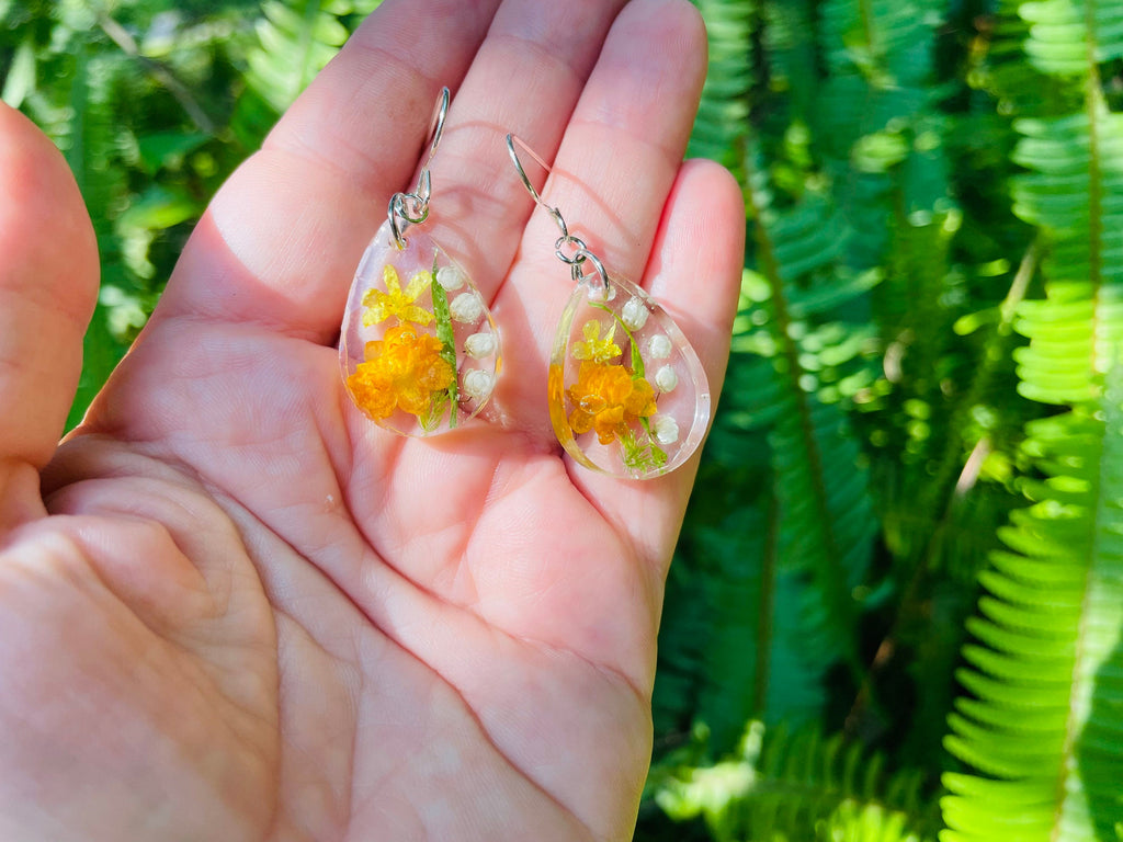 Custom Birth Flower Ring: Resin Wildflower Bouquet, Stainless Steel