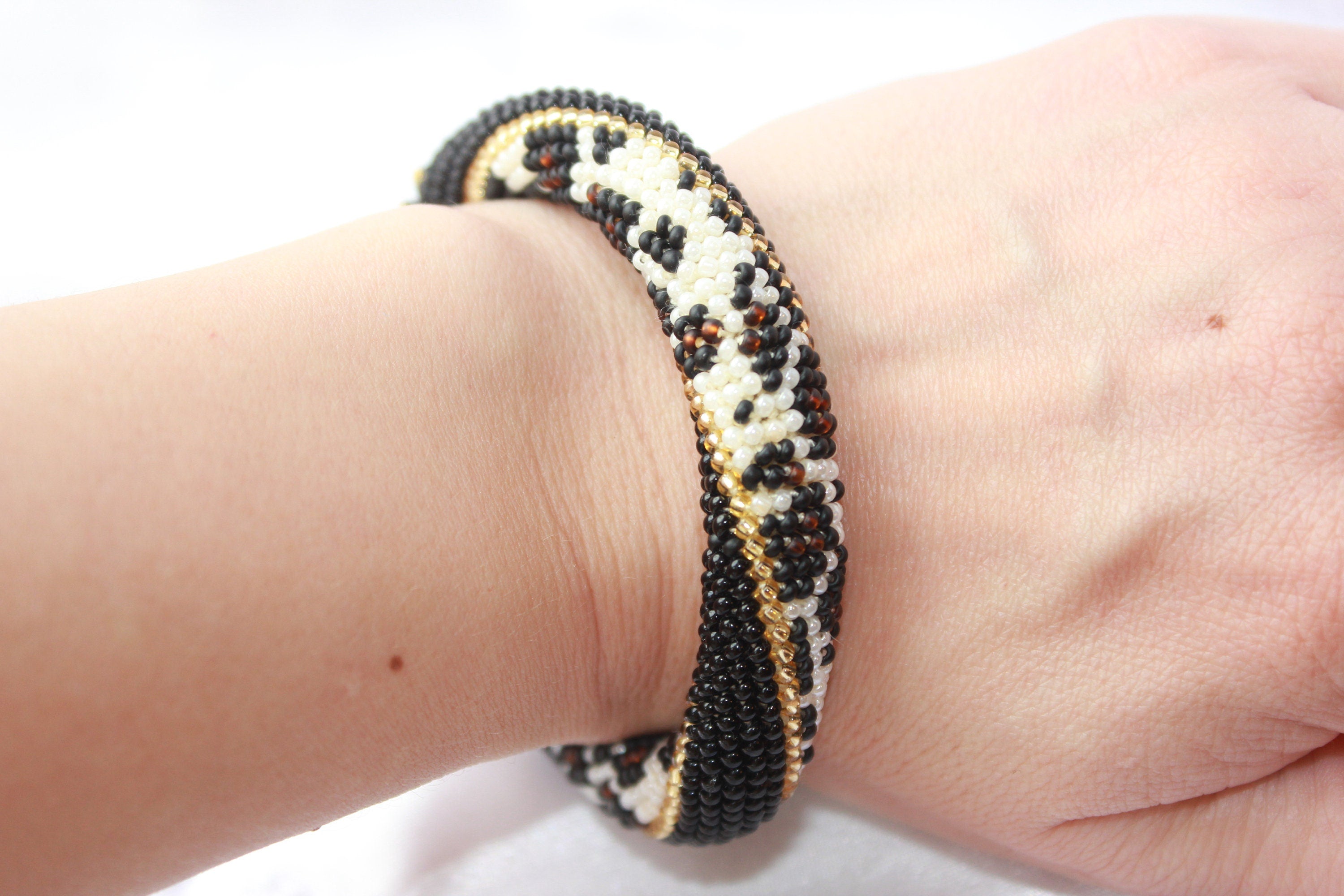 PDF Pattern Bracelet Tutorial Halloween, Leopard Bead crochet rope, seed bead pattern, Jewelry patterns, diy bracelet crochet with beads