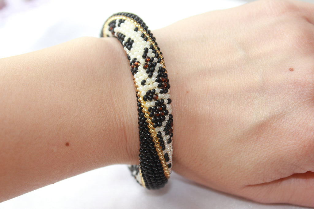 PDF Pattern Bracelet Tutorial Halloween, Leopard Bead crochet rope, seed bead pattern, Jewelry patterns, diy bracelet crochet with beads