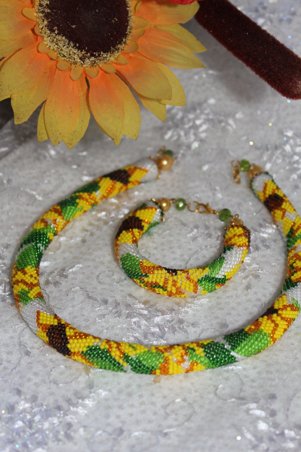 Flower bracelet, seed bead Crochet flower bracelet for women, Sunflower red poppy blue flower floral bridal jewelry, bangle bracelet