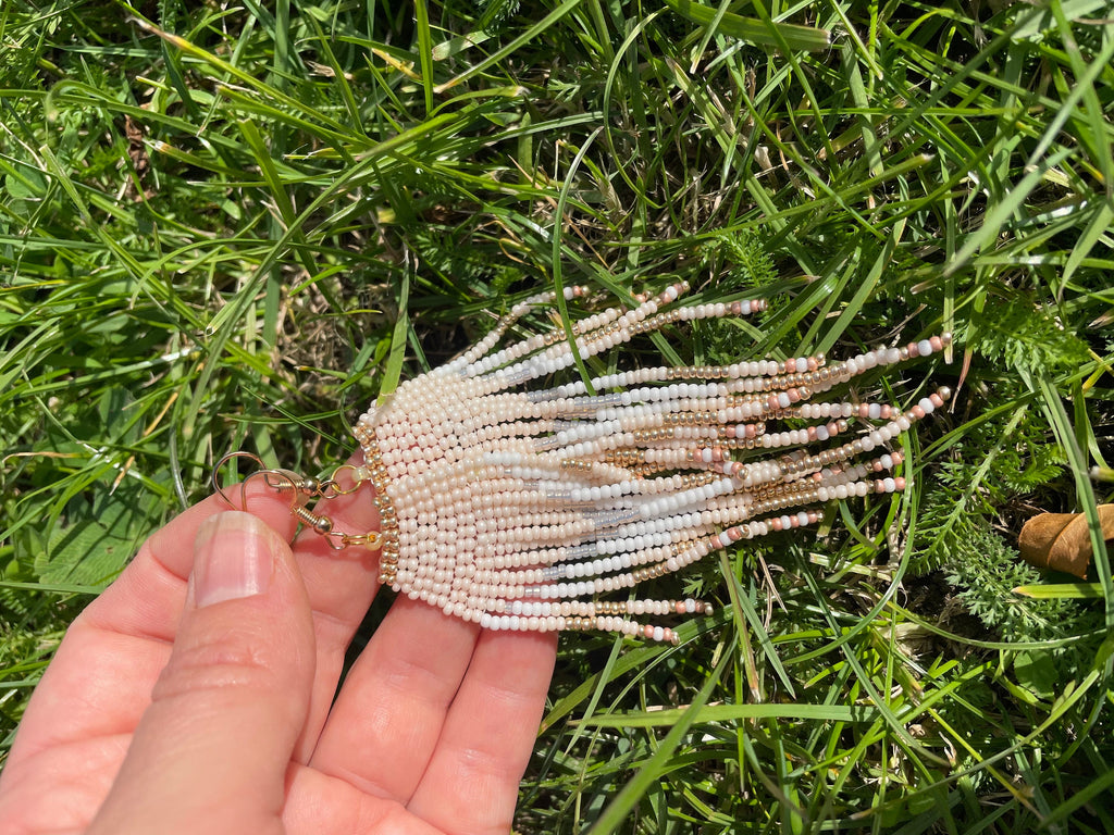 Fall autumn wedding Native American style seed bead earrings beige gold white, native style beaded earrings, modern boho fringe earrings