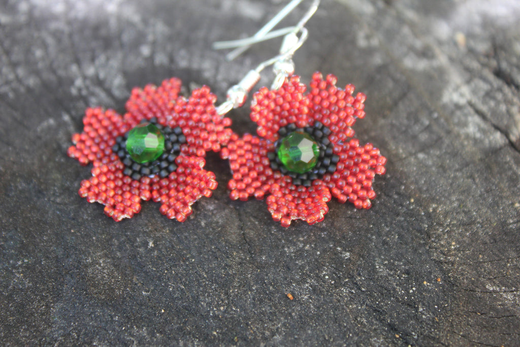 Red poppy earrings, Red Flower Earrings, Red Dangling Earrings, Beaded Flower Earrings, handmade Drop Earrings, modern beadwork jewelry mom
