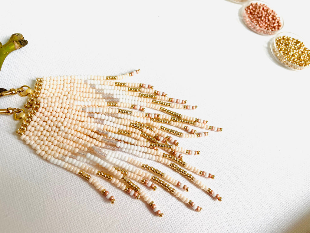 Native American style seed bead earrings beige gold white, native style beaded earrings, modern boho fringe earrings for bride bridesmaids