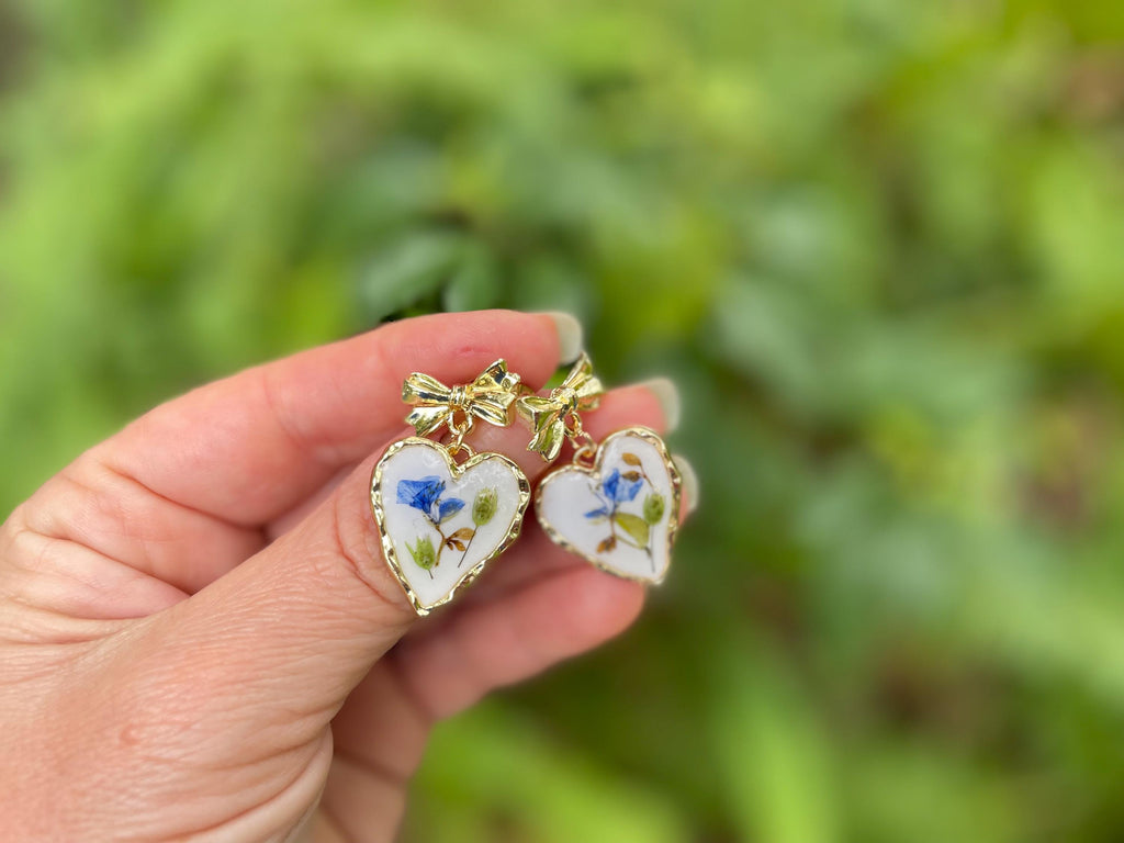 14 K Gold Bow Earrings Stud: Japanese Porcelain Inspired Heart Earrings Real Flower