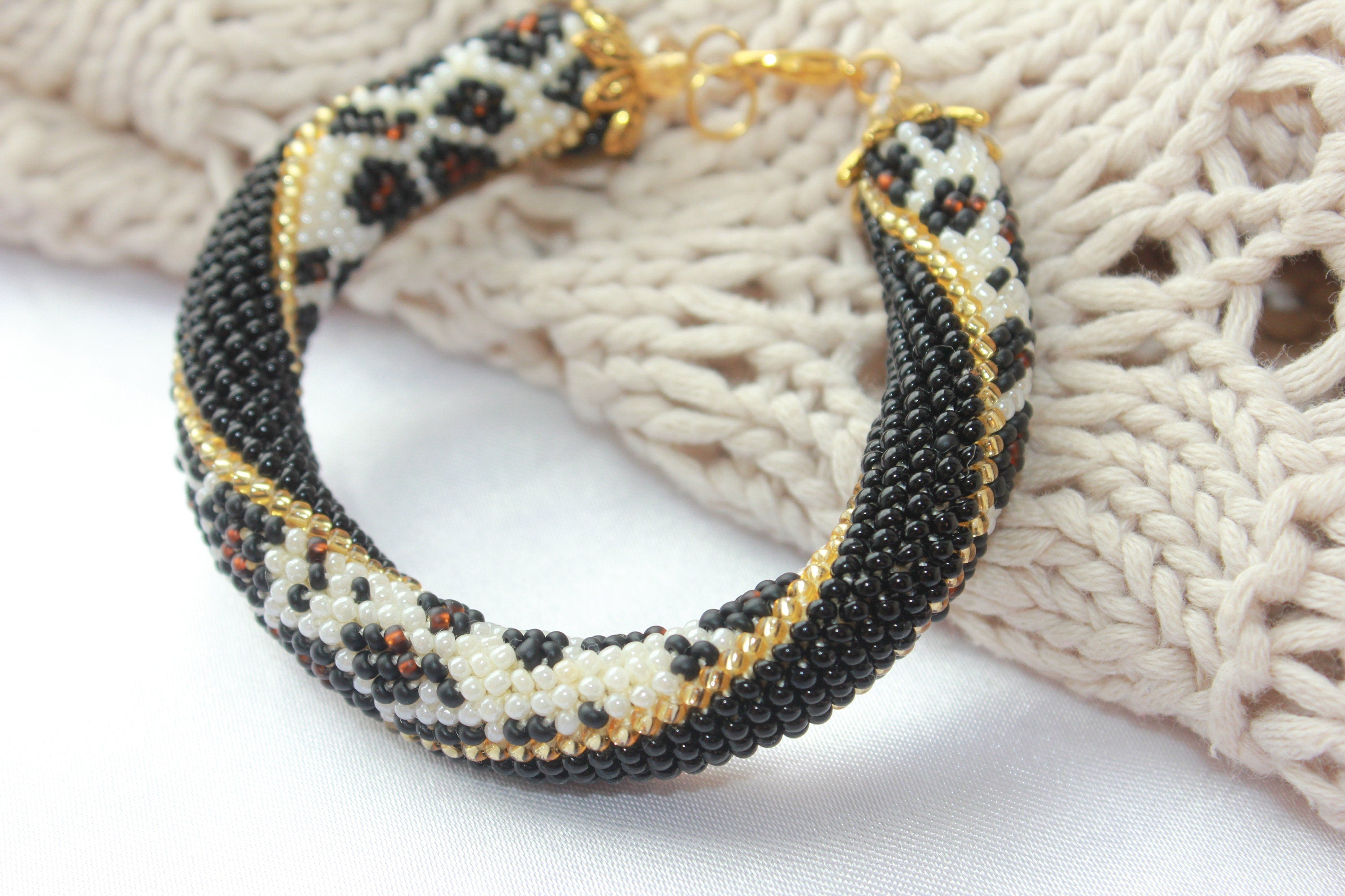 PDF Pattern Bracelet Tutorial Halloween, Leopard Bead crochet rope, seed bead pattern, Jewelry patterns, diy bracelet crochet with beads