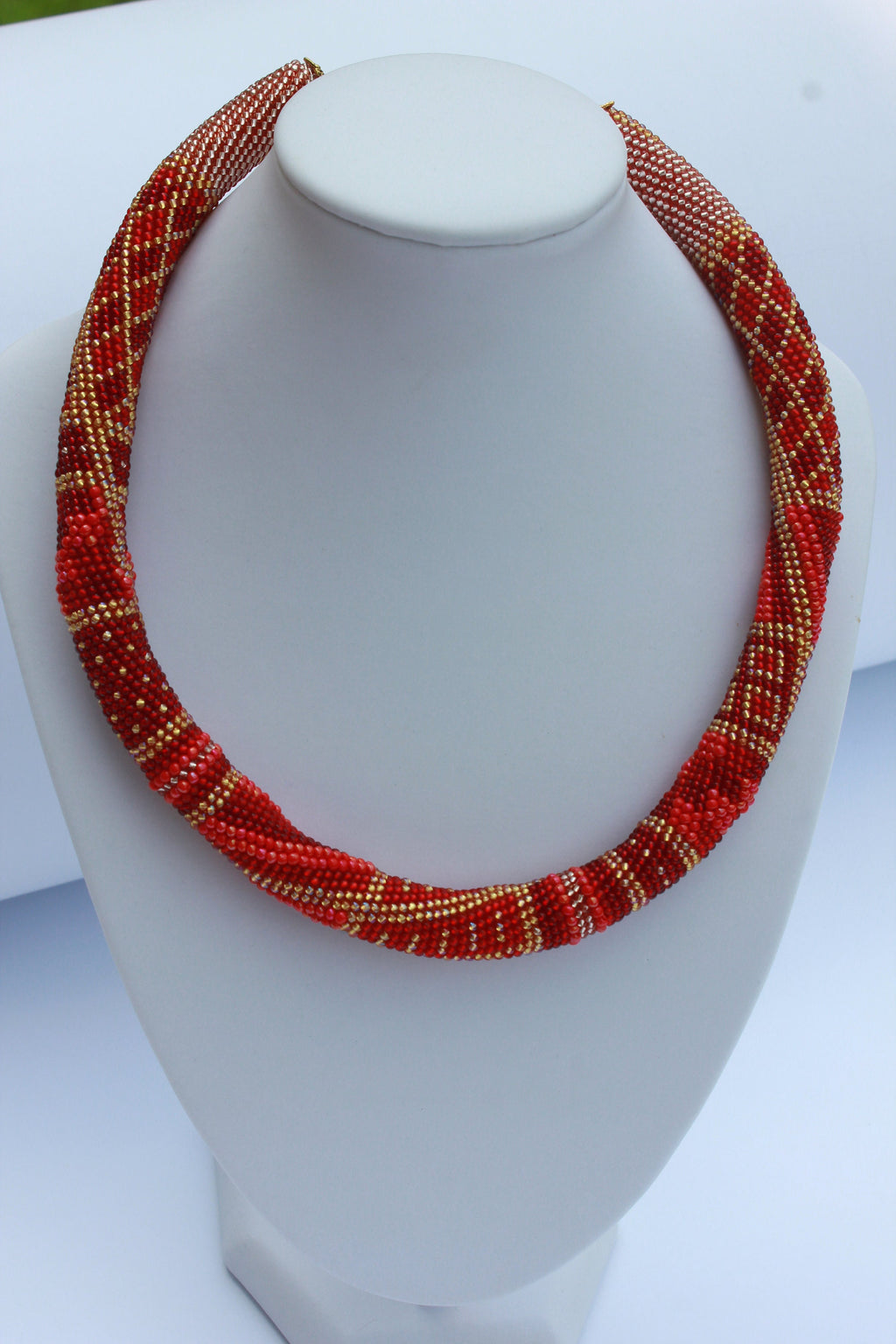 Birthday gift for her, red necklace, beaded choker, patchwork necklace, girlfriend birthday present, bridesmaid necklace, handmade jewelry