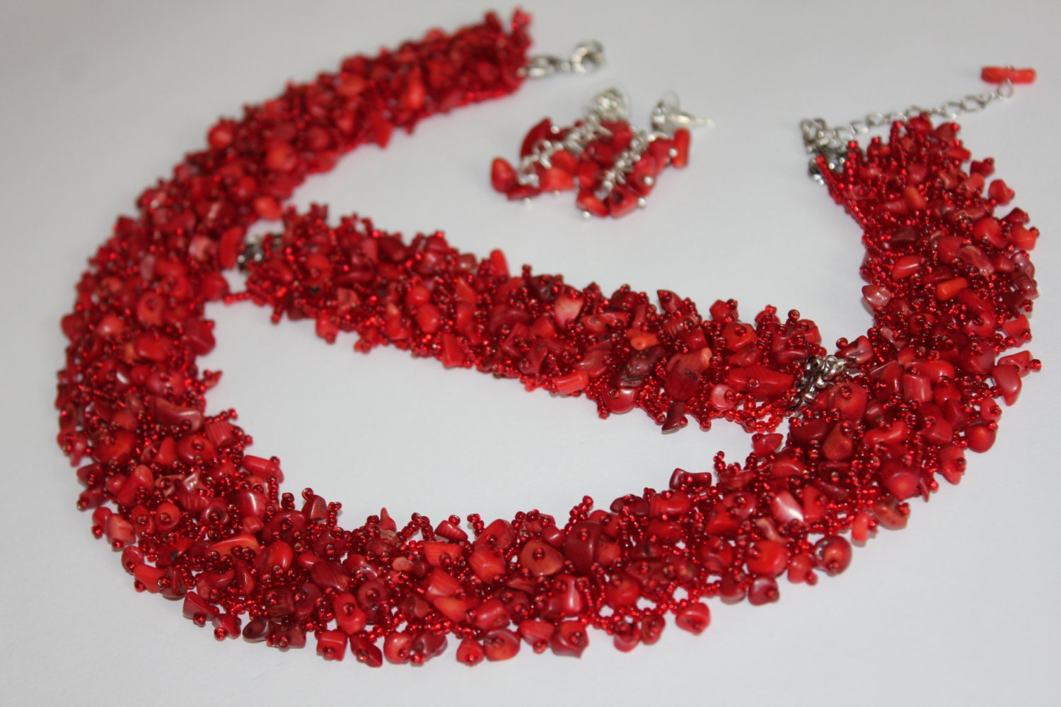 Elegant Red Coral Necklace Best Christmas Birthday Gift for her Mom Red bead & stone statement collar necklace chunky coral choker necklace
