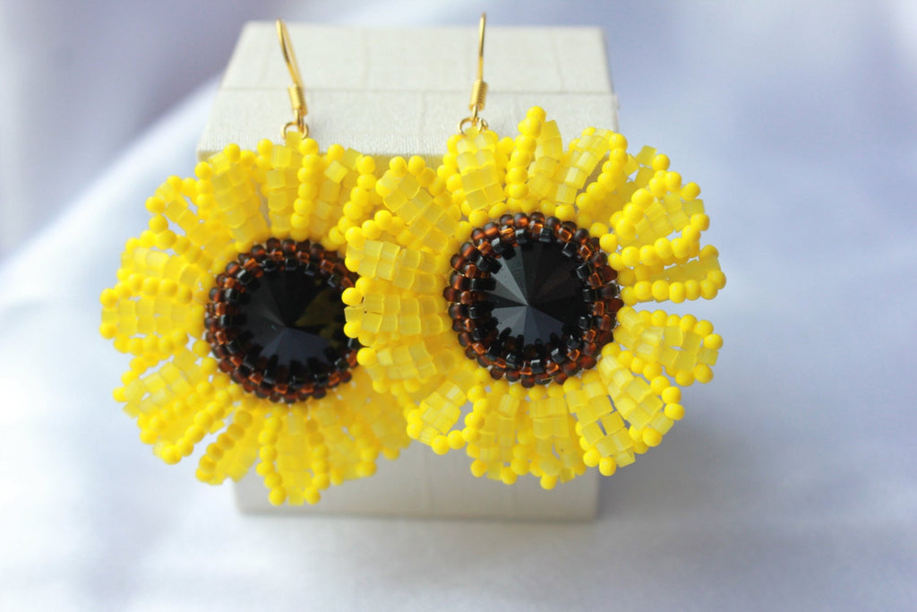 Unique Mothers day gift for her, Sunflower earrings dangle clip on stud, Ukrainian national flower beaded earrings handmade, Ukraine seller
