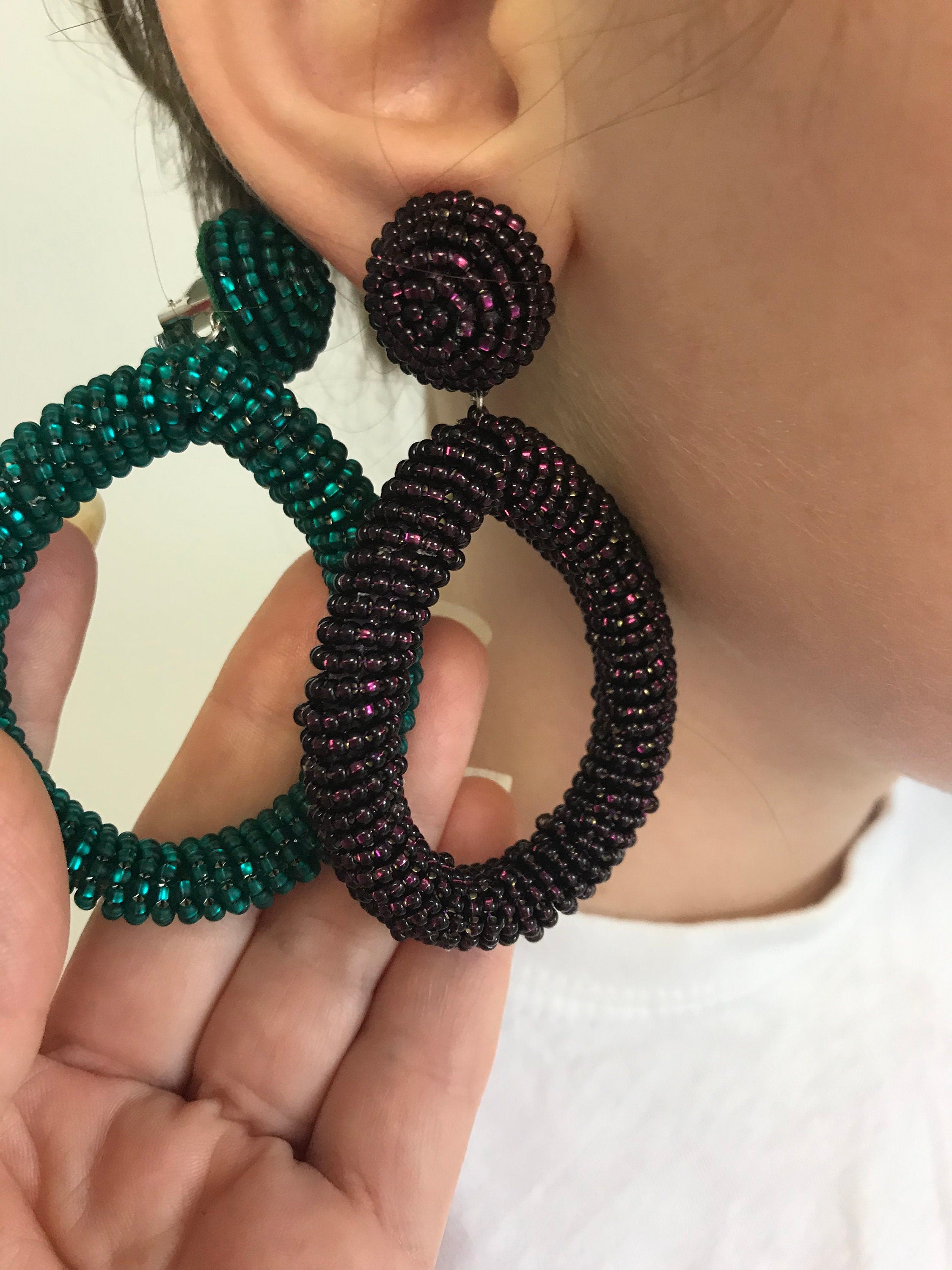 Emerald green earrings, Amethyst beaded earrings clip-on, big Statement earrings, Chunky drop earrings gift for her mom, best friend gifts