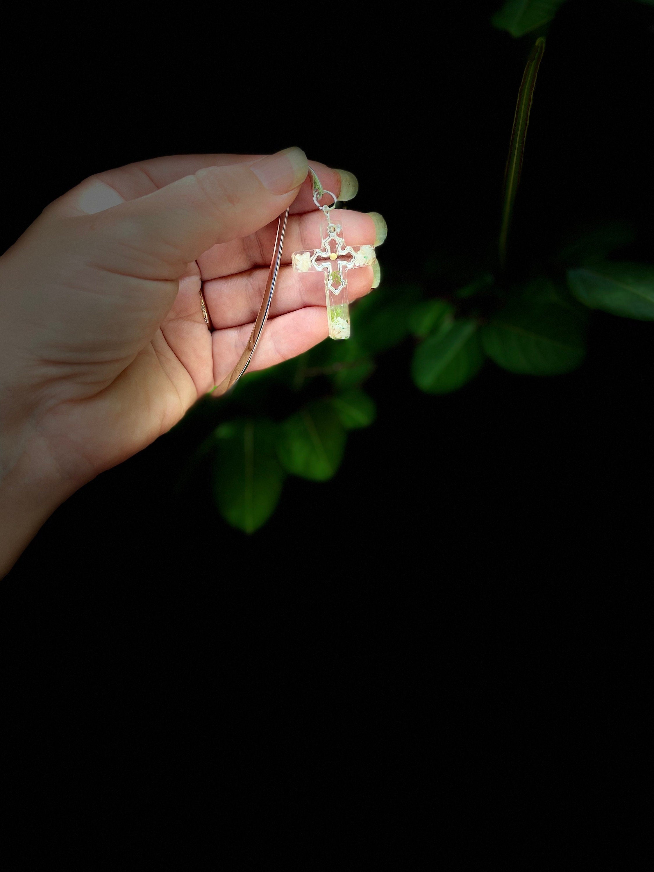 Birthstone Personalized Handmade Cross Bible Bookmark with Baby's Breath Flowers & Mustard Seed: Faith Inspired