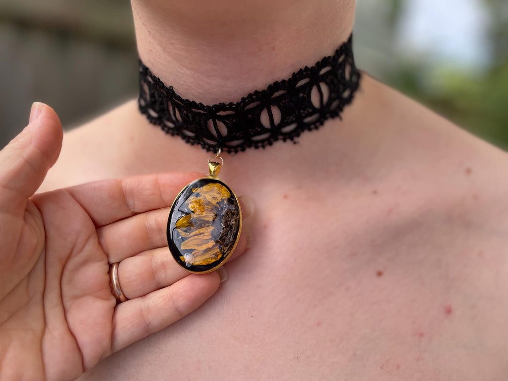 Gothic Black Lace Choker Necklace: Sunflower Pendant, Pressed Flower