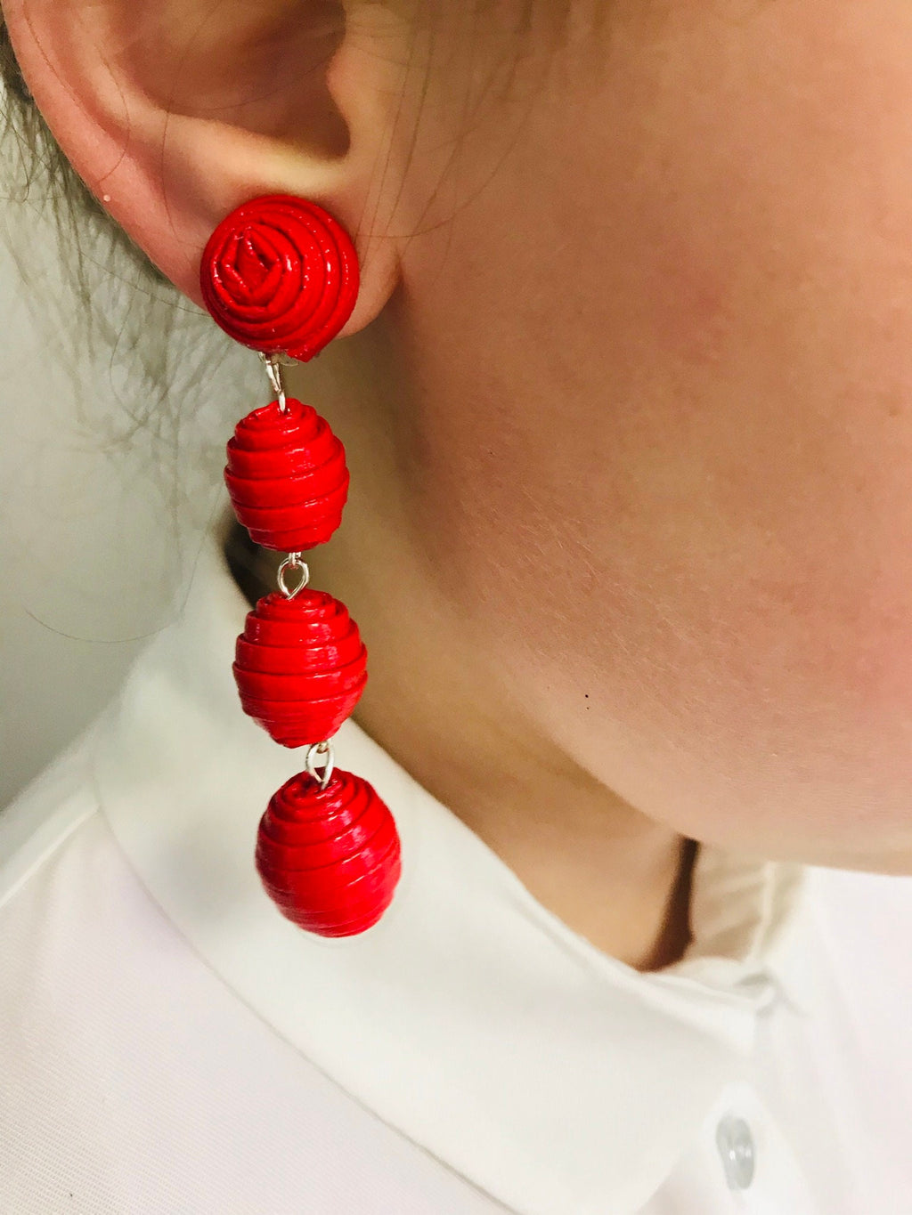 Black red faux leather bon bon earrings, layered leather earrings for women, long beaded earrings clips, three Ball Rebecca earrings dangle