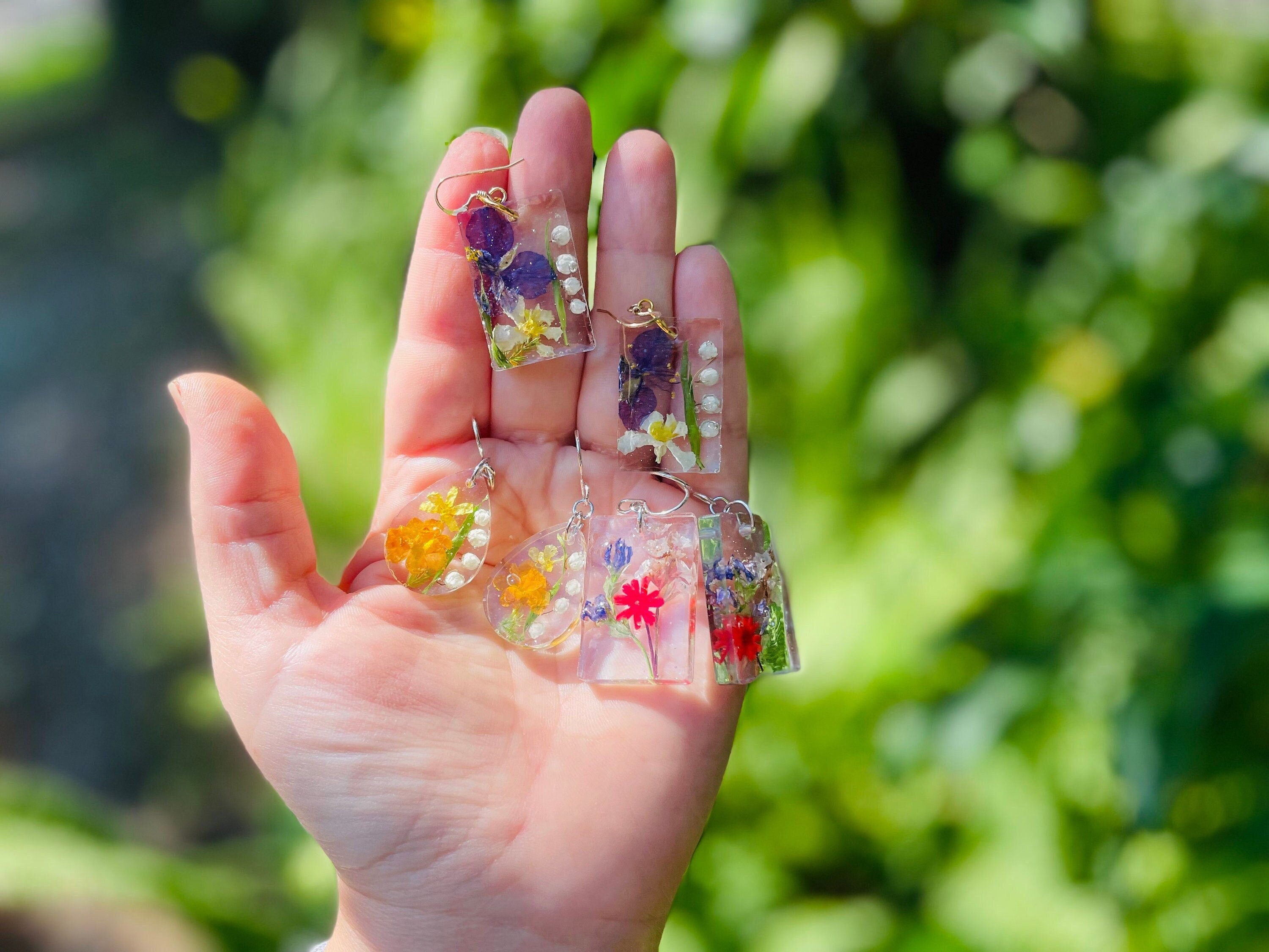 Birth Month Flower Earrings: Personalized Family Bouquet Resin Jewelry