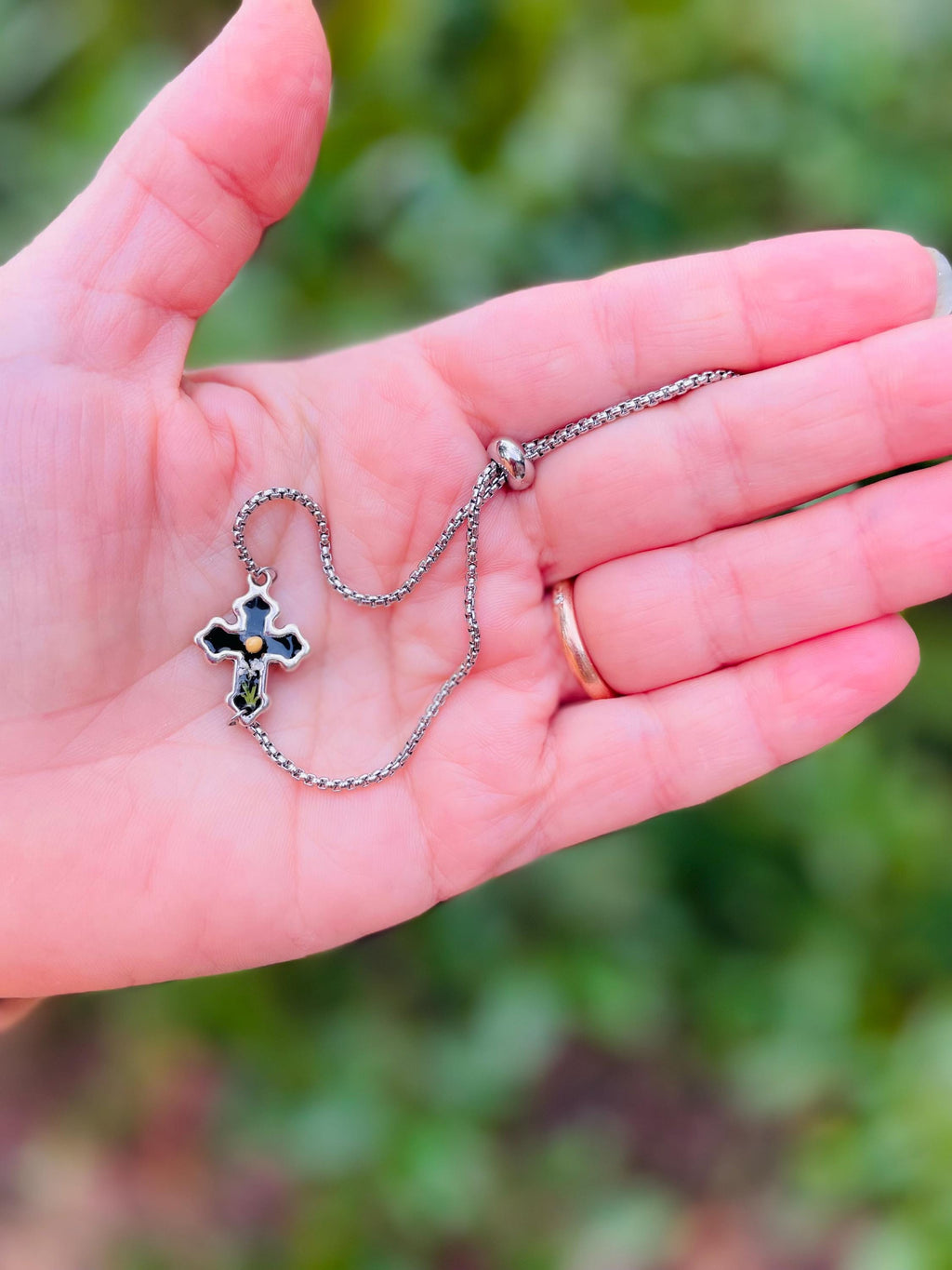 Black Pressed Flower Cross Bracelet: Silver Christian Charm