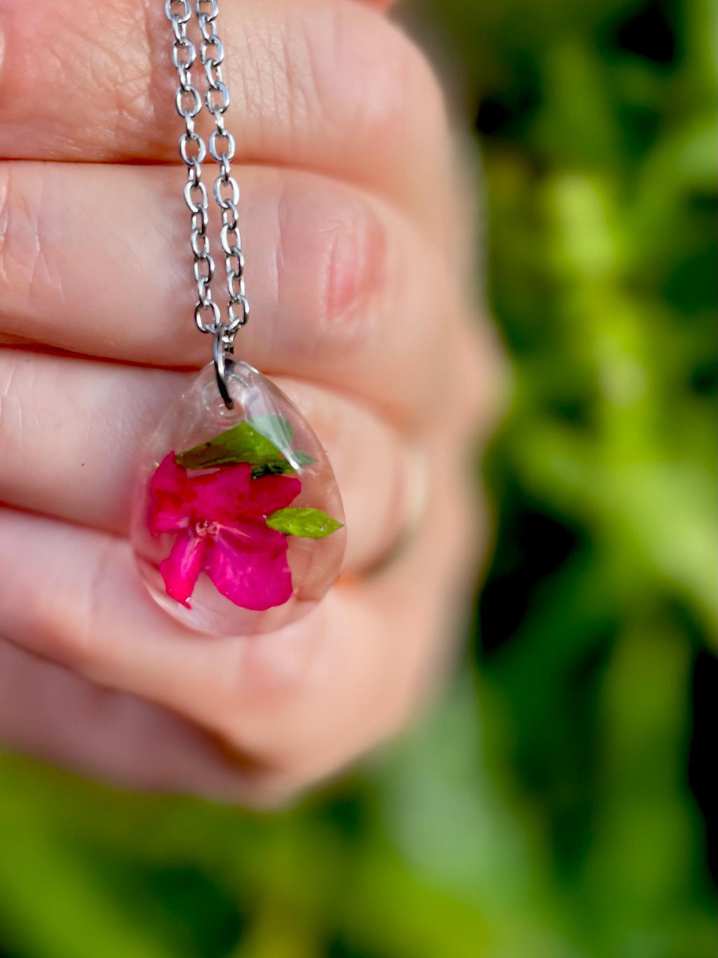 Sweet Pea Flower Necklace: April Birth Flower Resin Jewelry