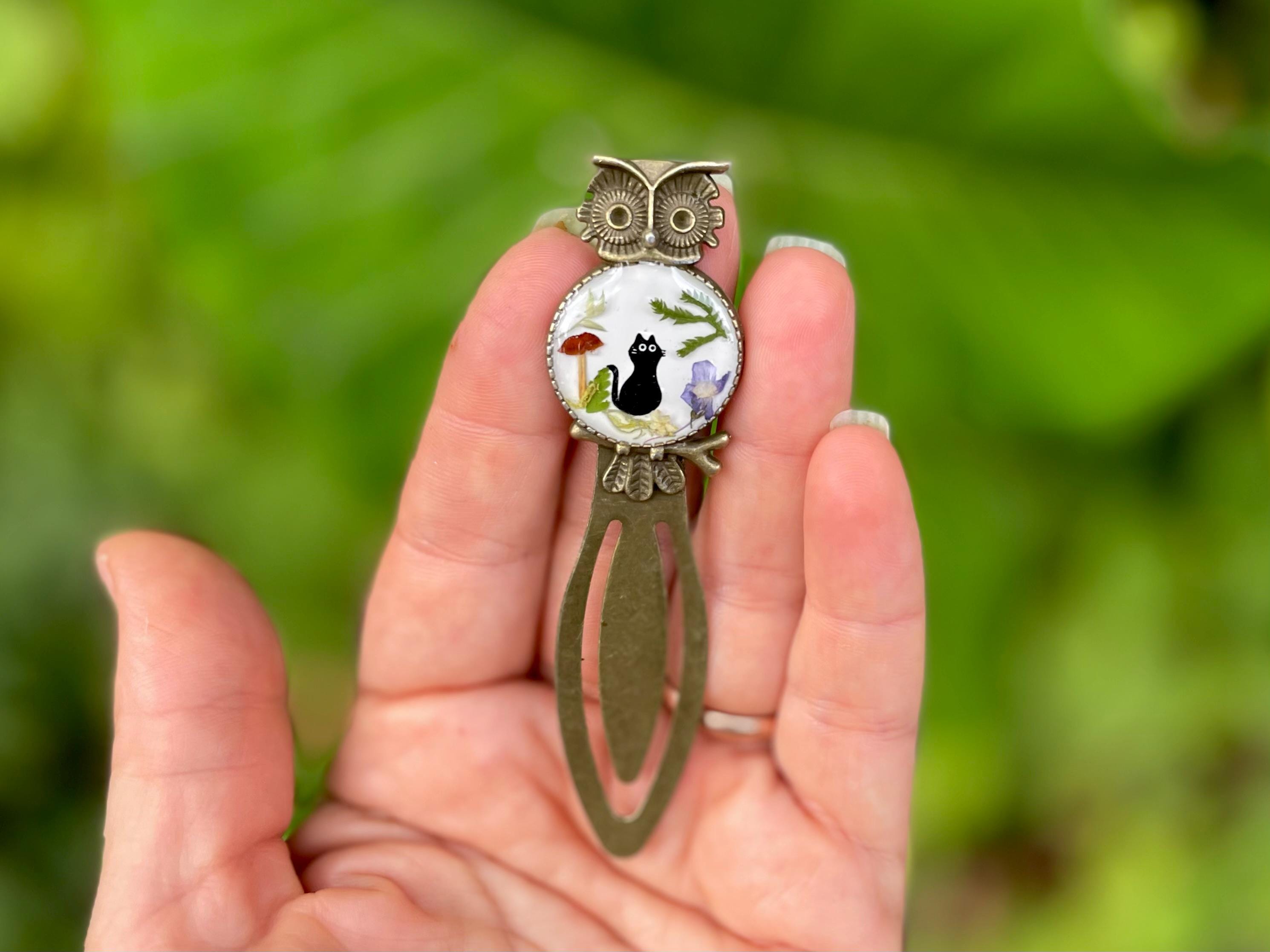 Personalized Metal Cat Bookmark: Custom Initial Pressed Flower Mushroom Book lover Galentine gift