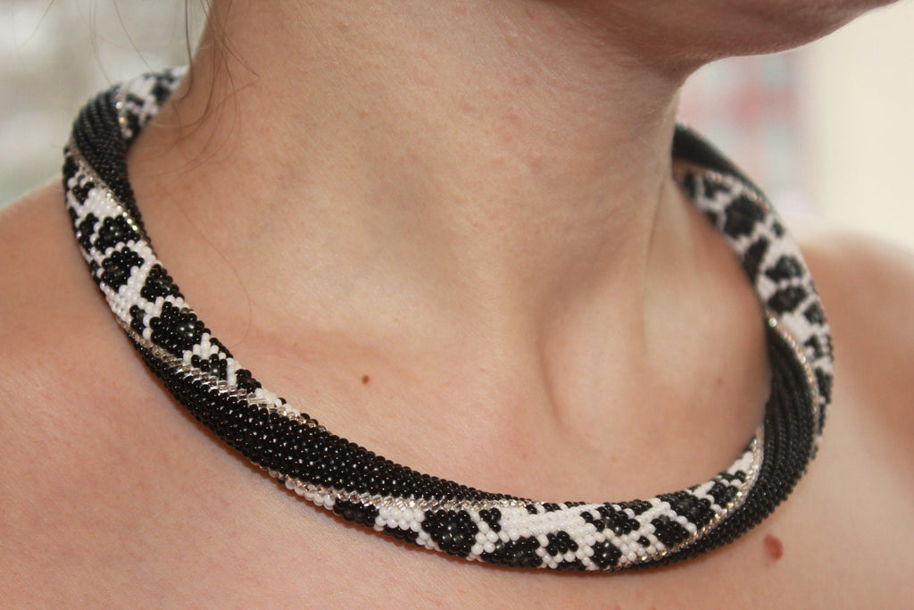 Leopard necklace beaded, monochrome boho bohemian choker, Necklace gift for wife, statement animal print jewelry for women