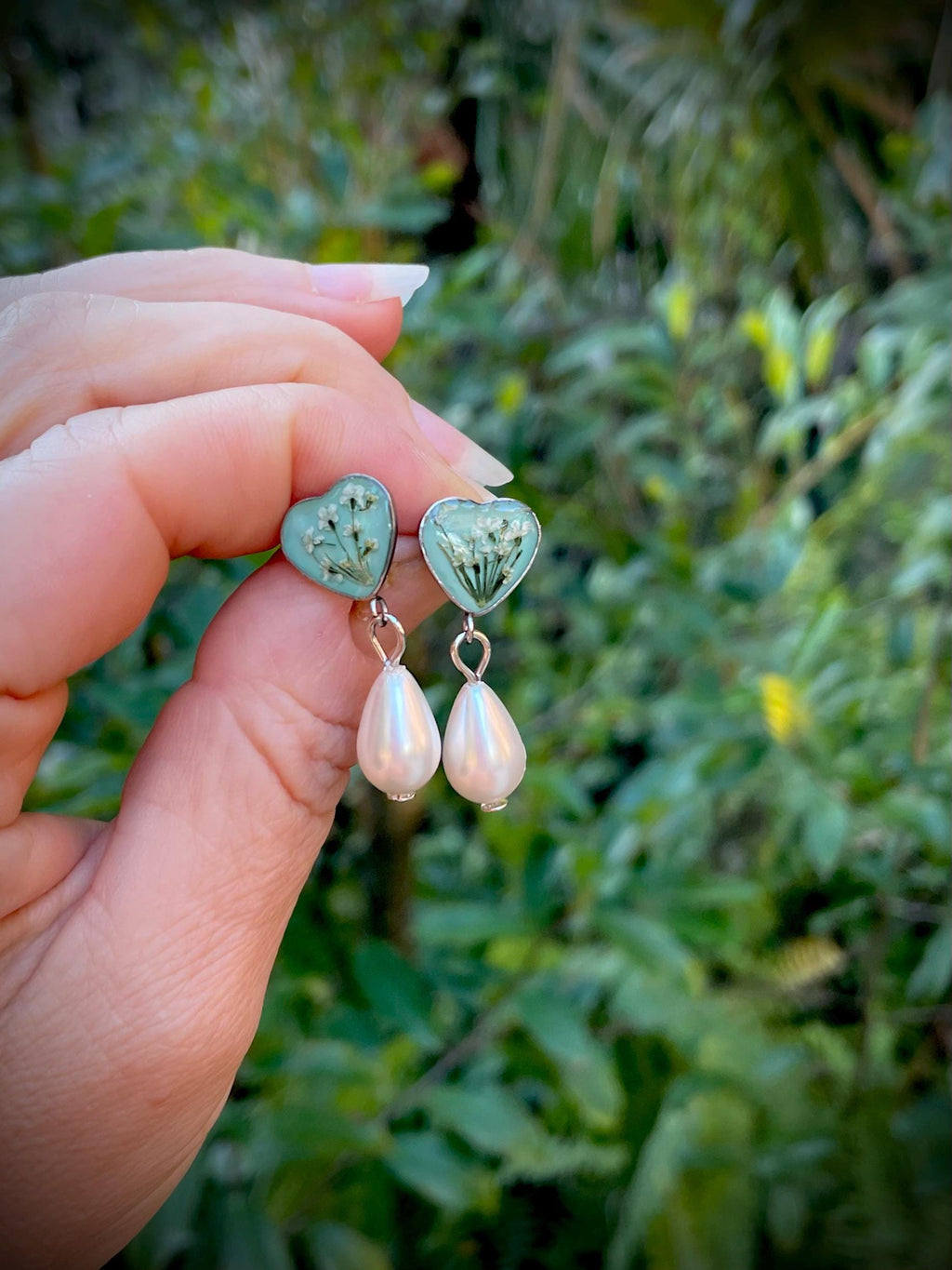 Heart Cameo Earrings: Queen Anne's Lace, Resin & Pearl Dangle