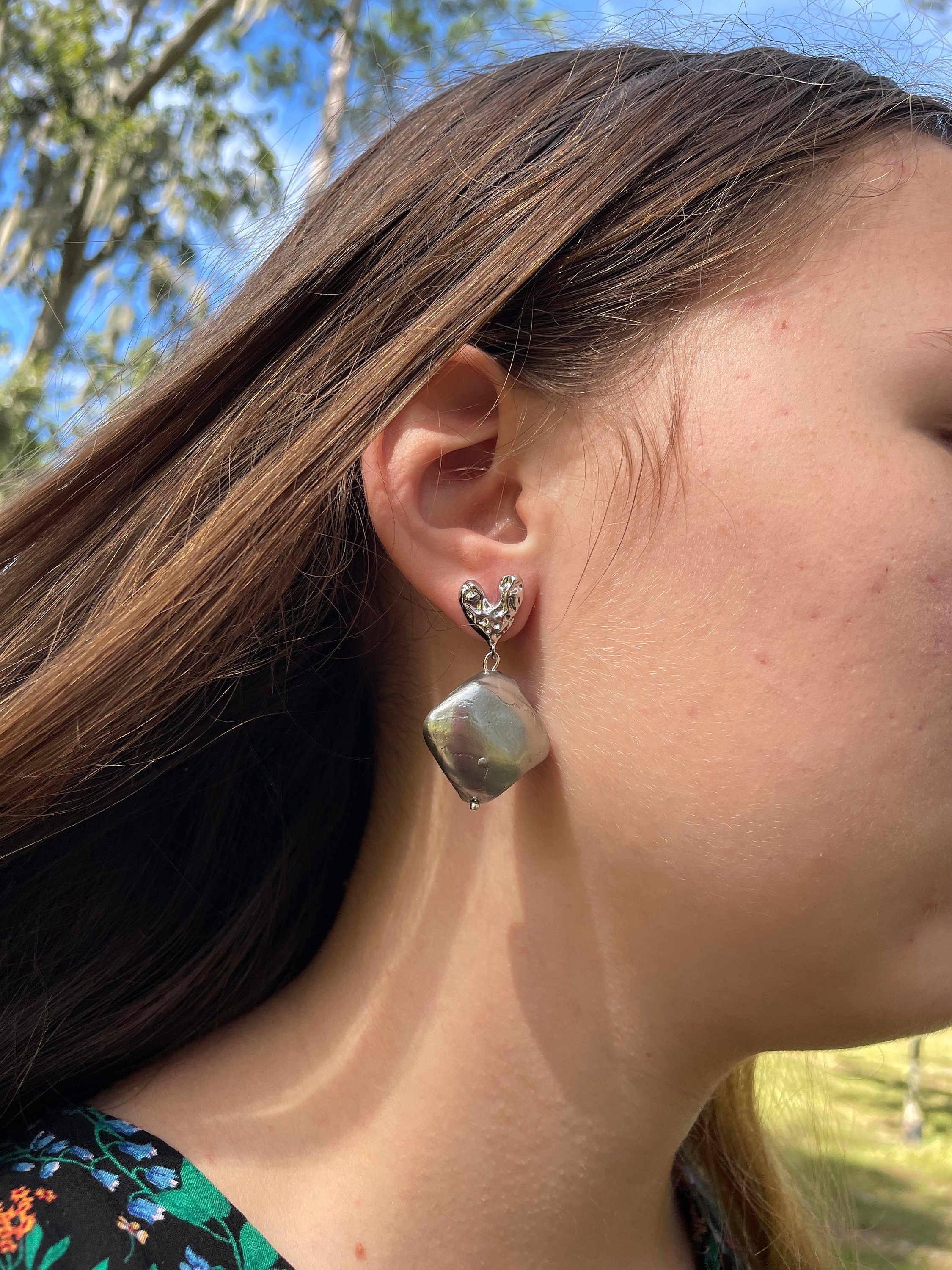 Puffed Heart Post Earrings baroque Pearl drop earrings silver unique birthday valentines day gift for her Minimalist Elegant Jewelry bridal