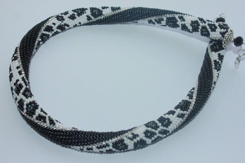 Leopard necklace beaded, monochrome boho bohemian choker, Necklace gift for wife, statement animal print jewelry for women