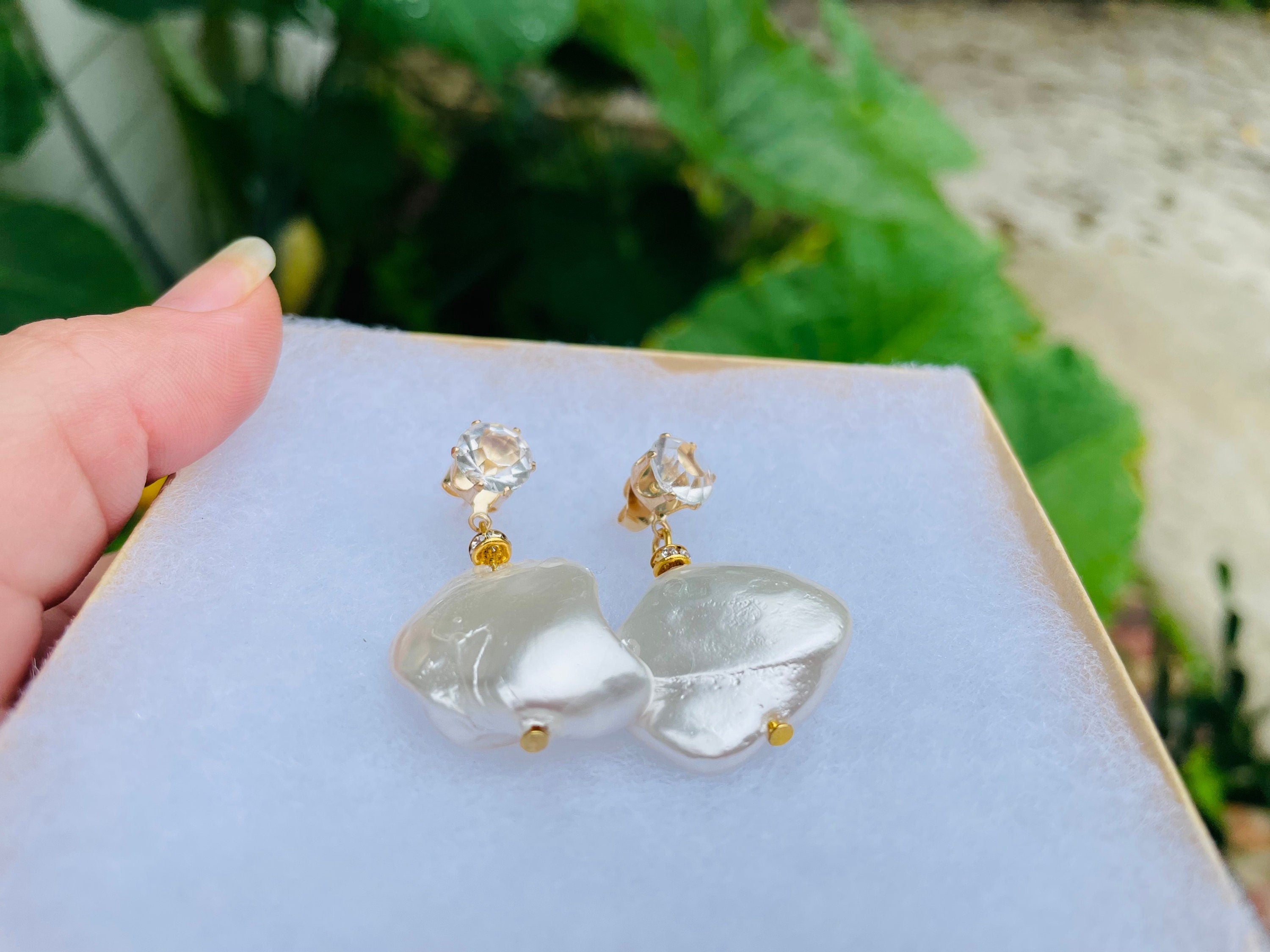 Big pearl bridal earrings, Baroque freshwater Pearl Gold Swarovski crystal earrings, fall weddings earrings, long stud earrings gift for her