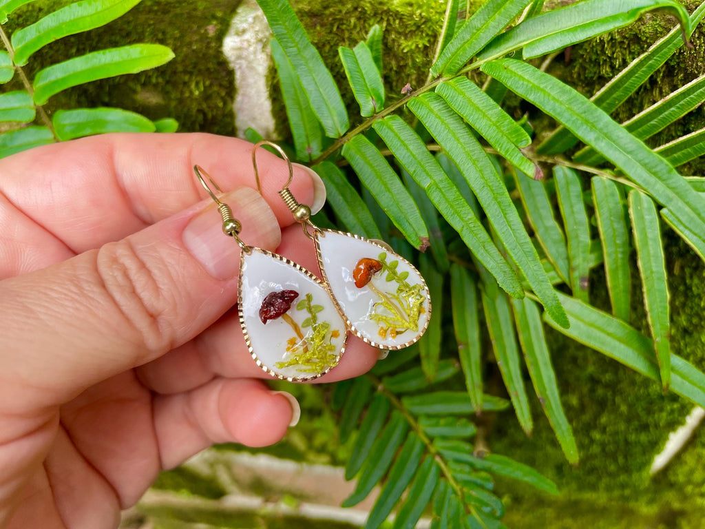 Teardrop Mushroom Moss Earrings: 14K Gold Dangle, Woodland Fairy Jewelry